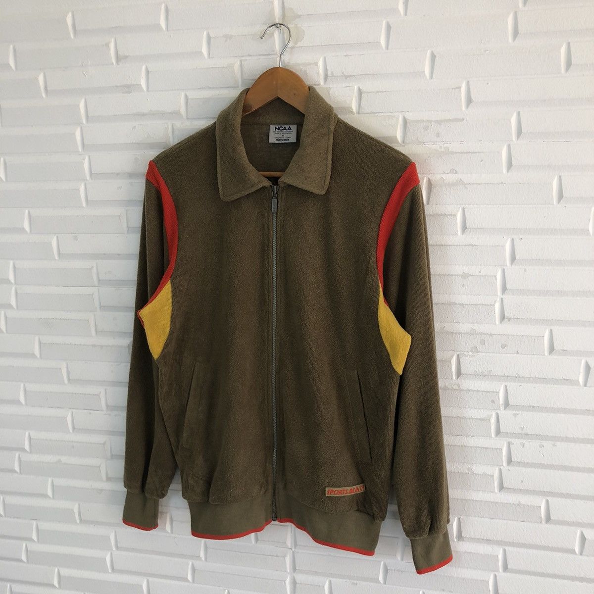 Descente × NCAA NCAA DESCENTE LIGHT JACKET Size US M / EU 48-50 / 2 - 3 Thumbnail