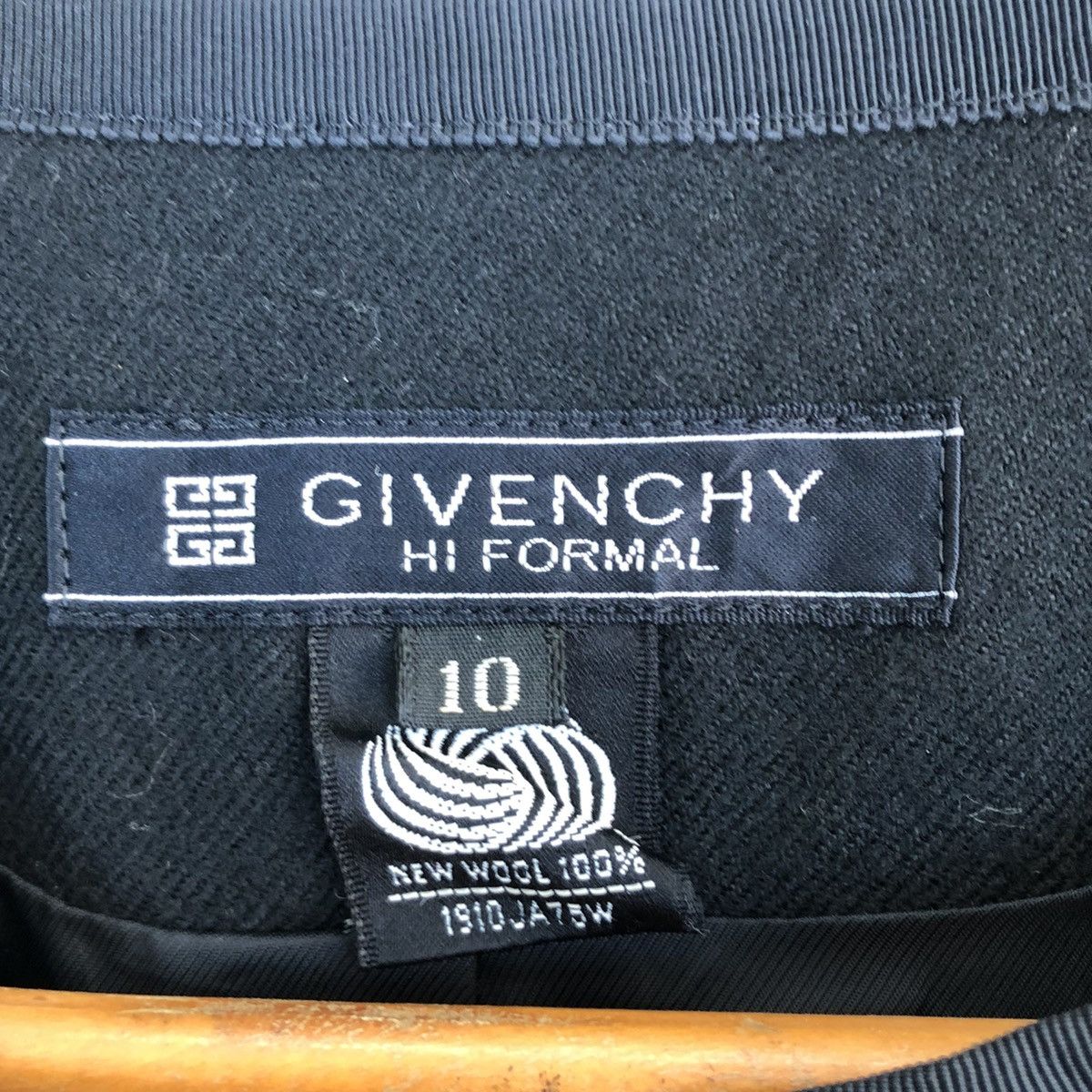 Designer × Givenchy GIVENCHY HI FORMAL CROPPED JACKET Size US S / EU 44-46 / 1 - 8 Thumbnail