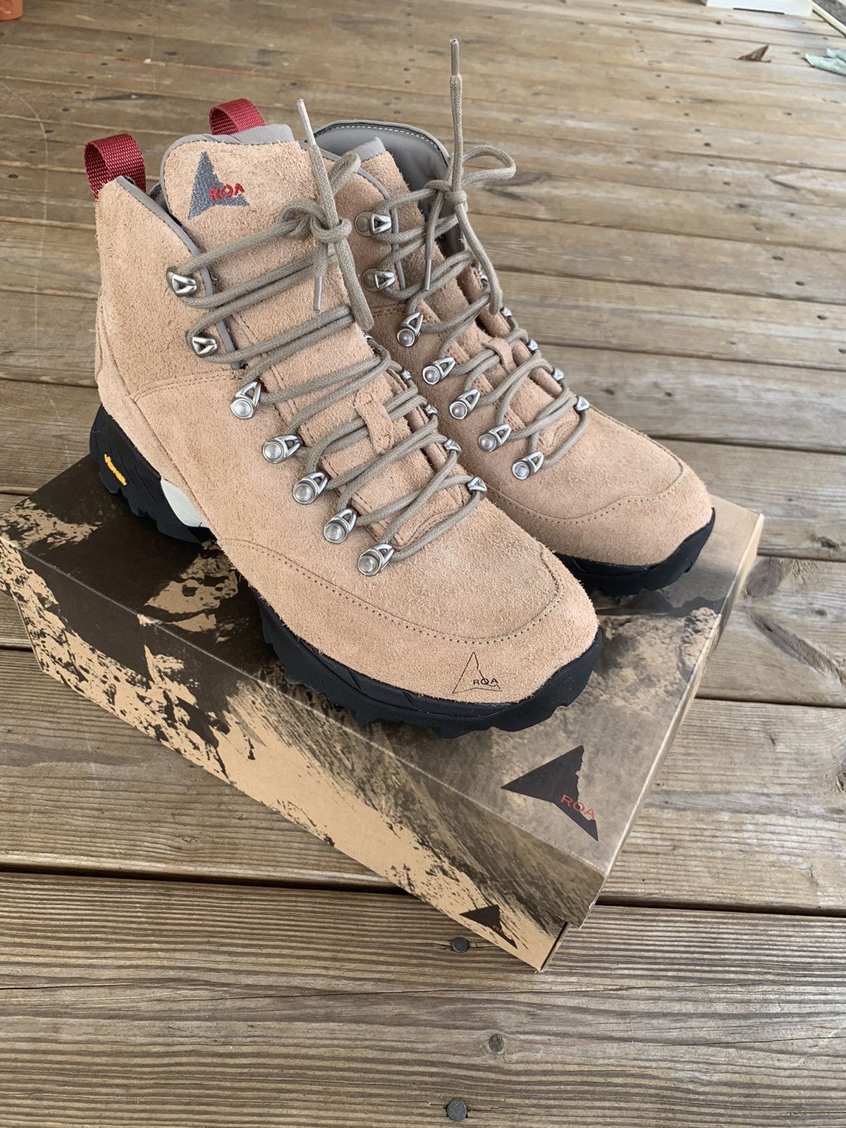 ROA Roa — Size 44 Andreas Hiking Boots Roccia Rough Suede | Grailed