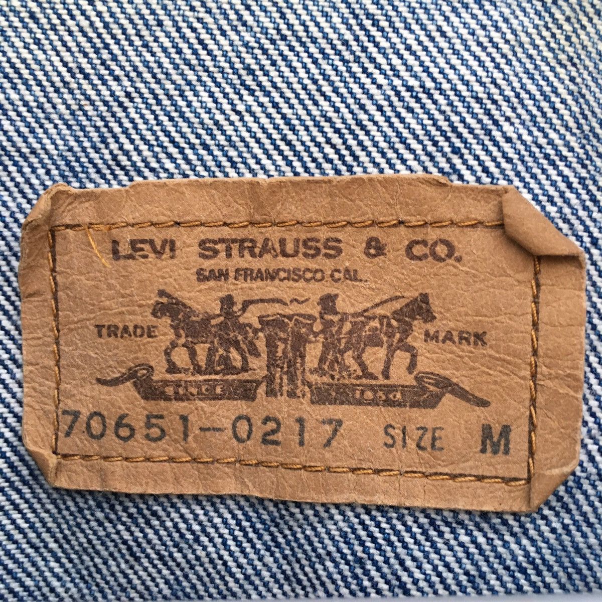 Levi's Vintage Levi’s Strauss & Co. Denim Trucker Jacket Size US M / EU 48-50 / 2 - 4 Thumbnail