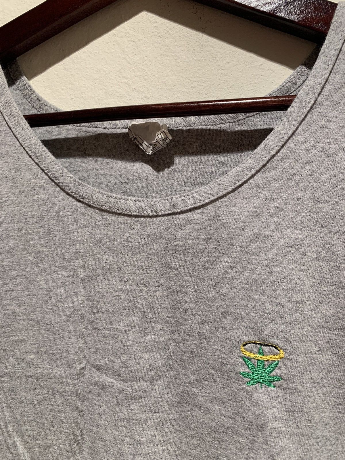 Vintage *RARE* Halo Cannabis Leaf Embroidered Tank Top - Medium Size US M / EU 48-50 / 2 - 2 Thumbnail