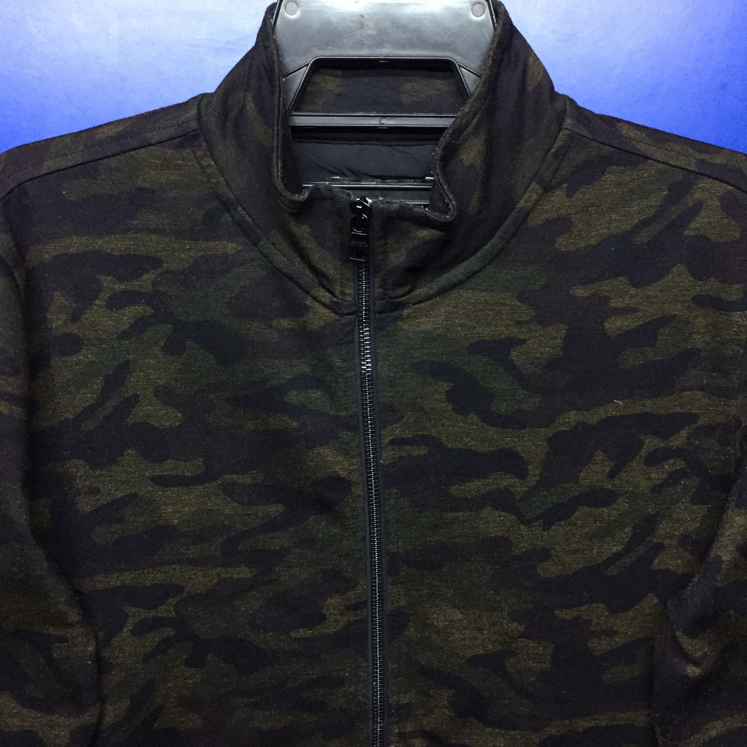 Banana Republic Vintage Banana Republic Camo Military Style Jacket Size S Size US M / EU 48-50 / 2 - 2 Thumbnail