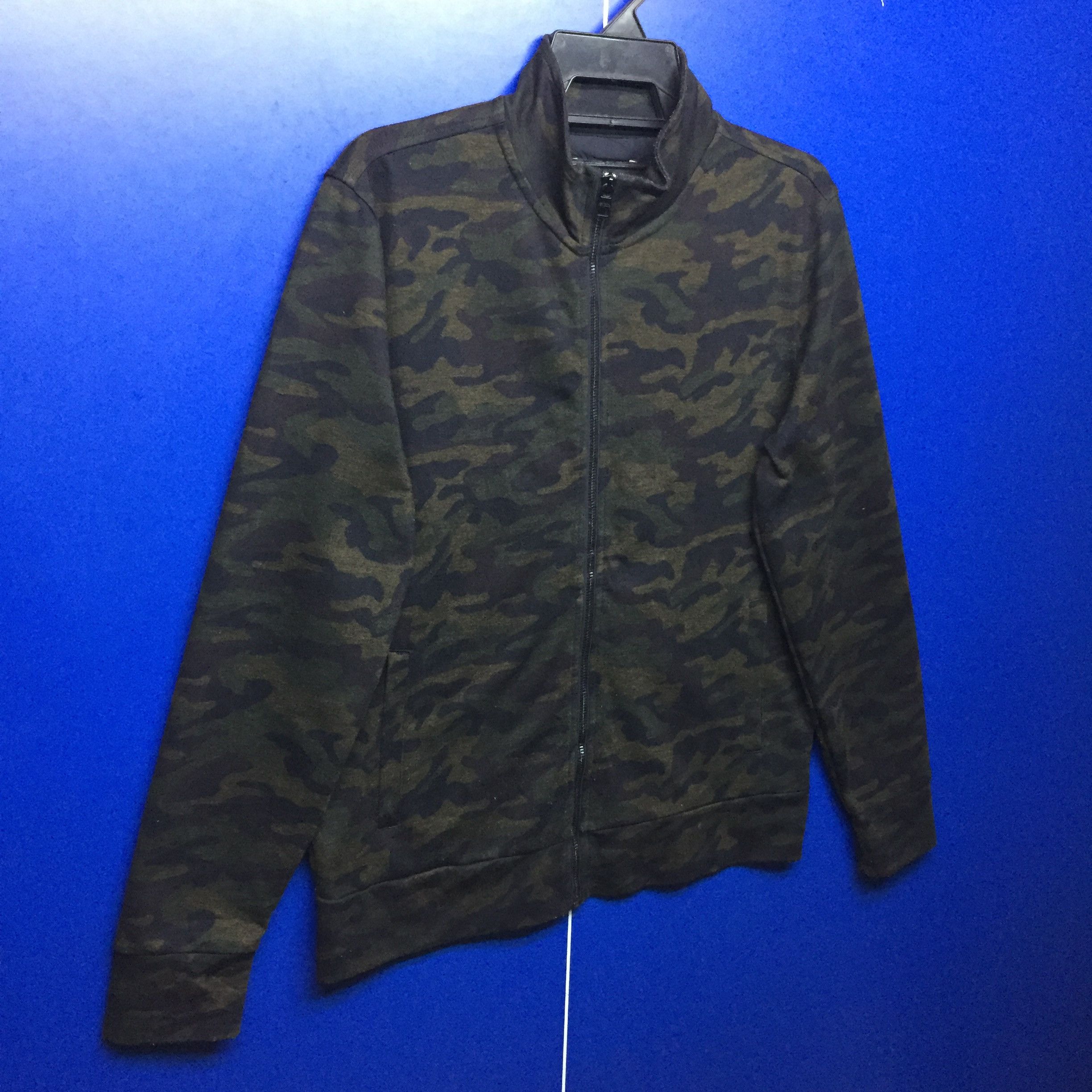 Banana Republic Vintage Banana Republic Camo Military Style Jacket Size S Size US M / EU 48-50 / 2 - 3 Thumbnail