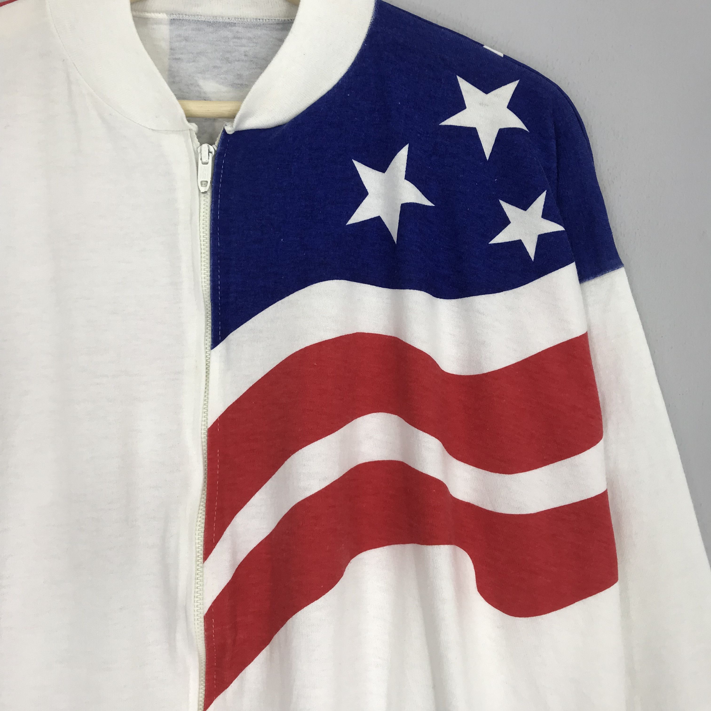 Other Vintage American Flag Sweater Zipper White Sweater Flag Size US XL / EU 56 / 4 - 4 Thumbnail