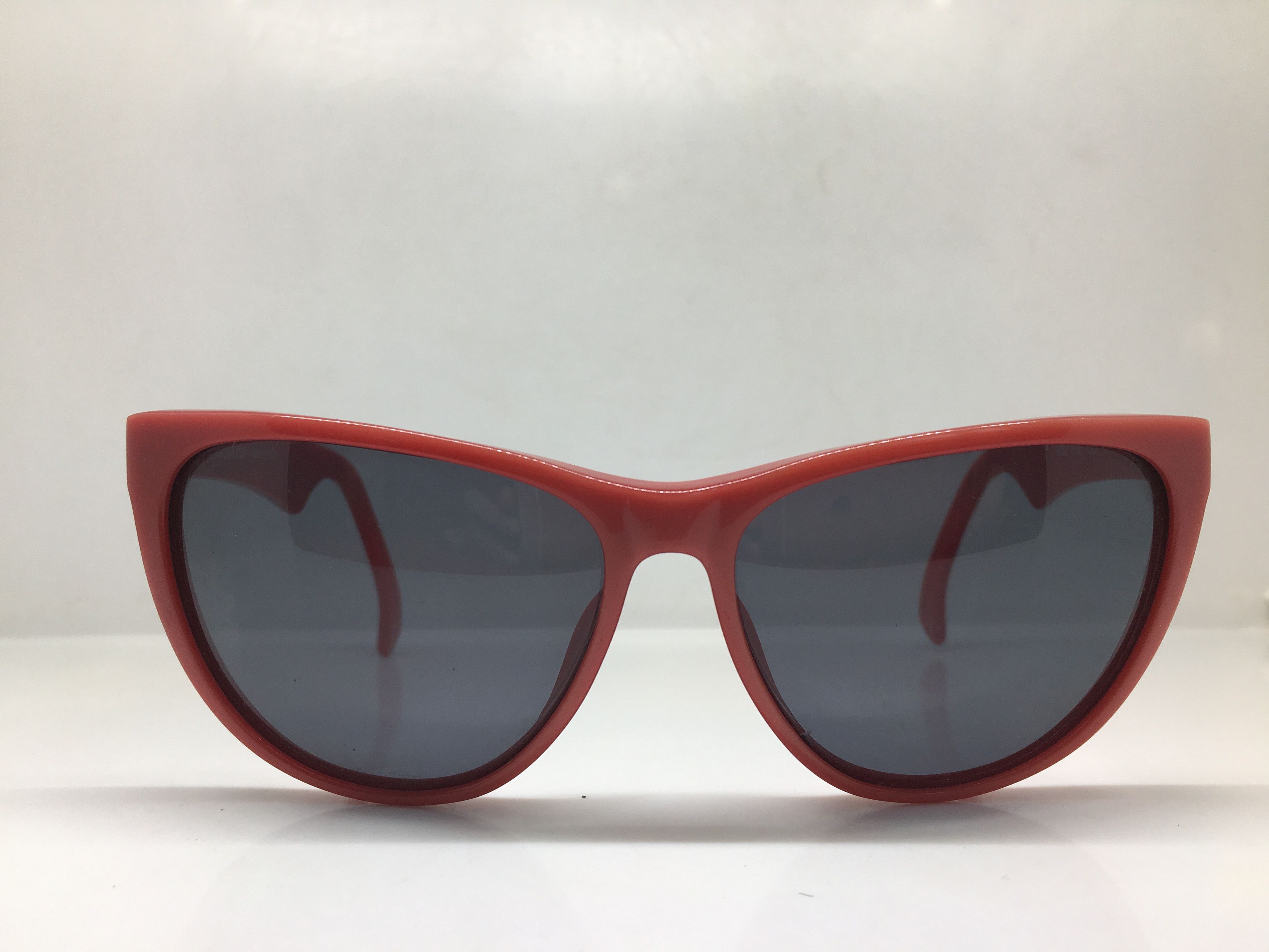 Vintage Trussardi Mod T106 Red Sunglasses Made in Italy