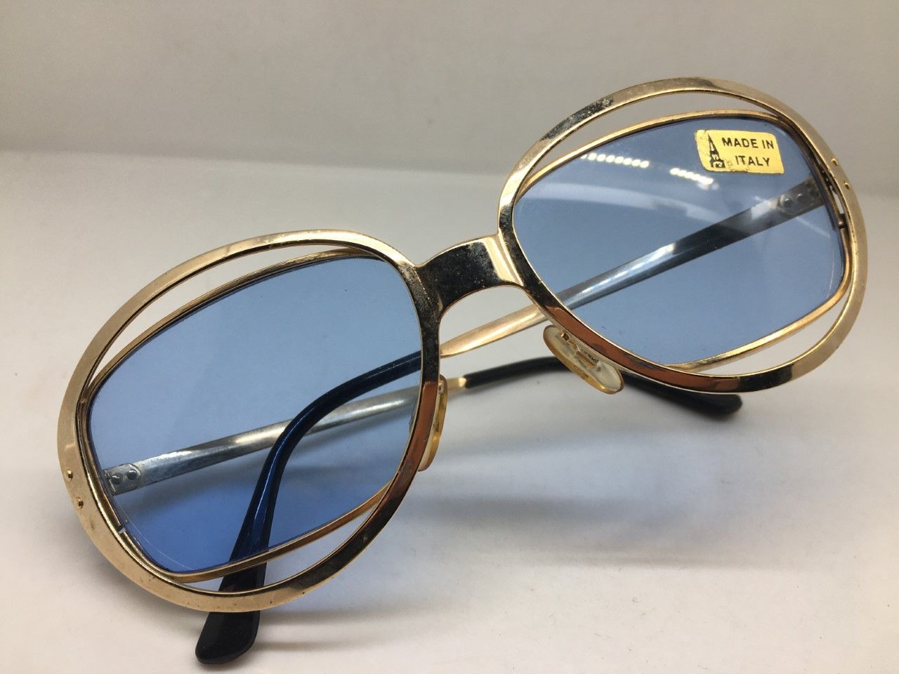 Vintage '66 MOD SPACE AGE OP ART ITALIA FENG SHUI SUNGLASSES Size ONE SIZE - 5 Thumbnail
