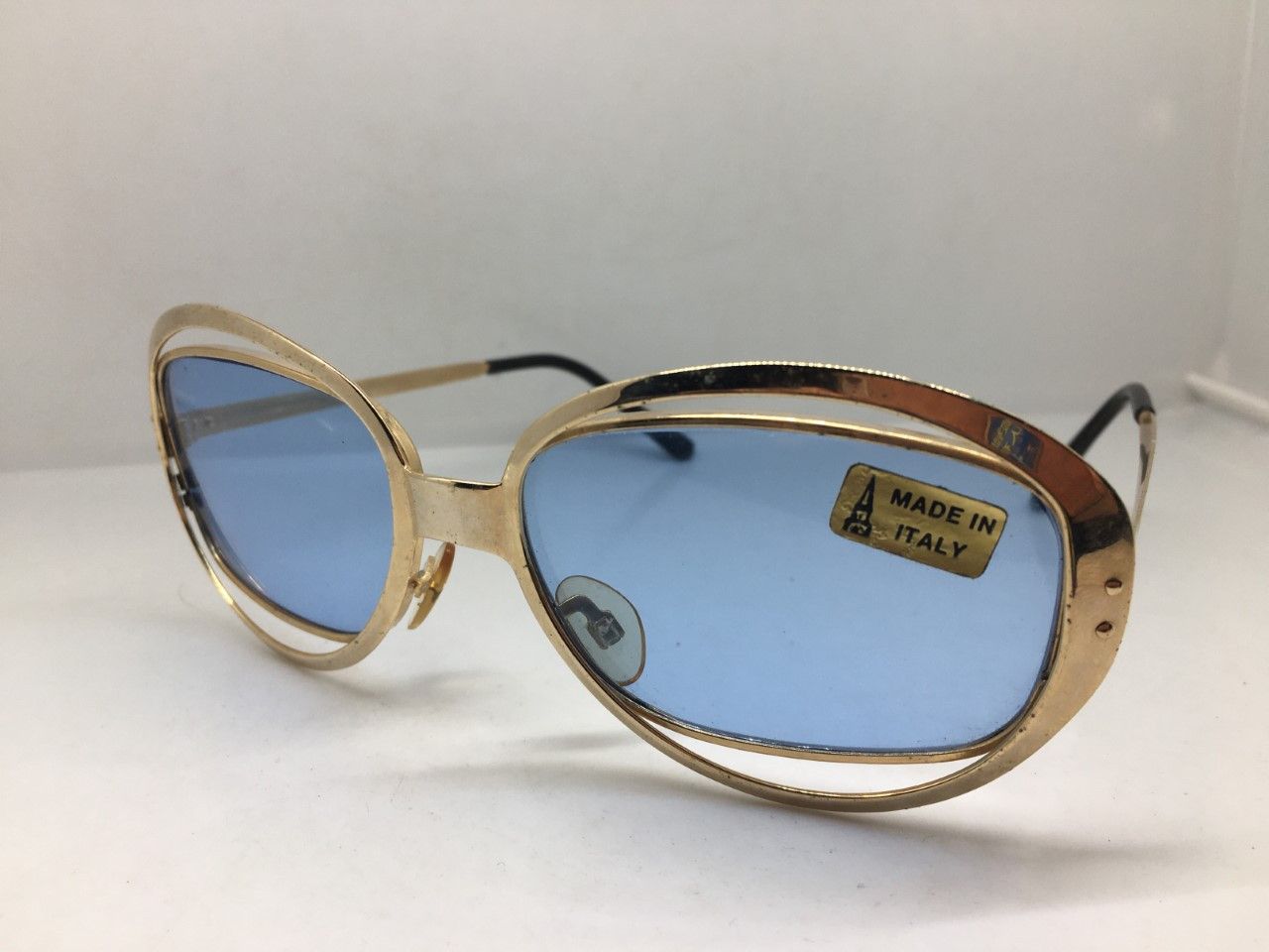 Vintage '66 MOD SPACE AGE OP ART ITALIA FENG SHUI SUNGLASSES Size ONE SIZE - 2 Thumbnail