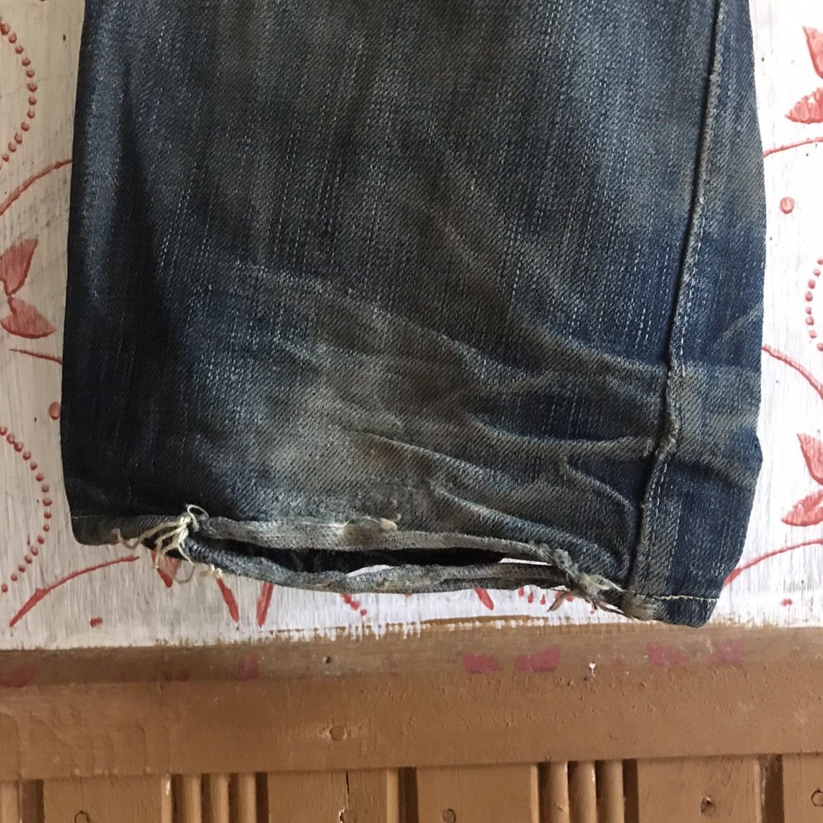 Full Count & Co. Full Count made in Japan & Co Distressed Selvedge denimhead Size US 33 - 7 Thumbnail