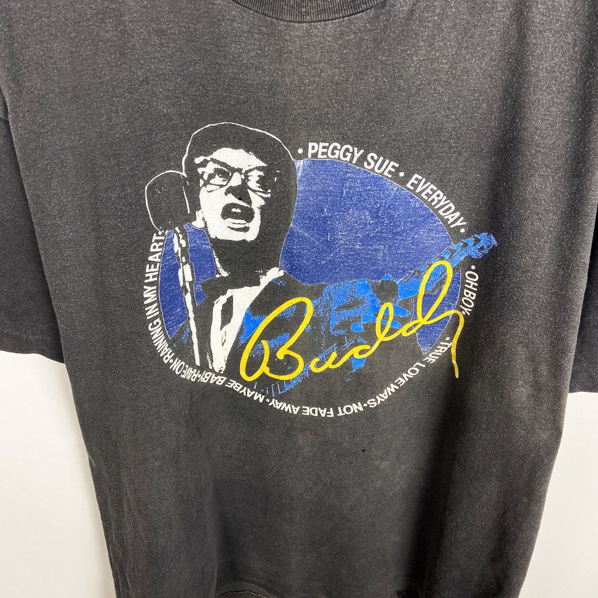 Band Tees Vintage Peggy Sue Budd Distressed sun faded band tee size XL Size US XL / EU 56 / 4 - 3 Thumbnail