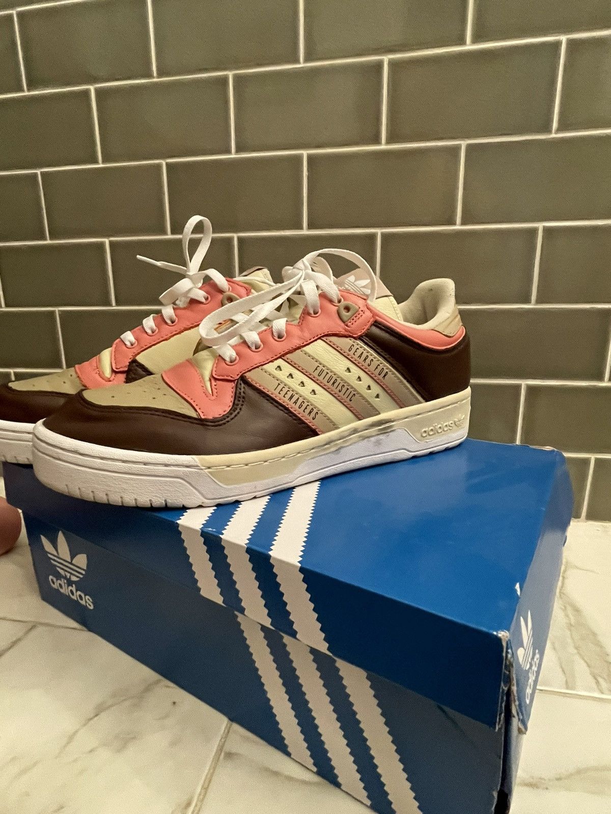 Adidas × Human Made Human Made x Adidas Rivalry Size US 11.5 / EU 44-45 - 4 Thumbnail
