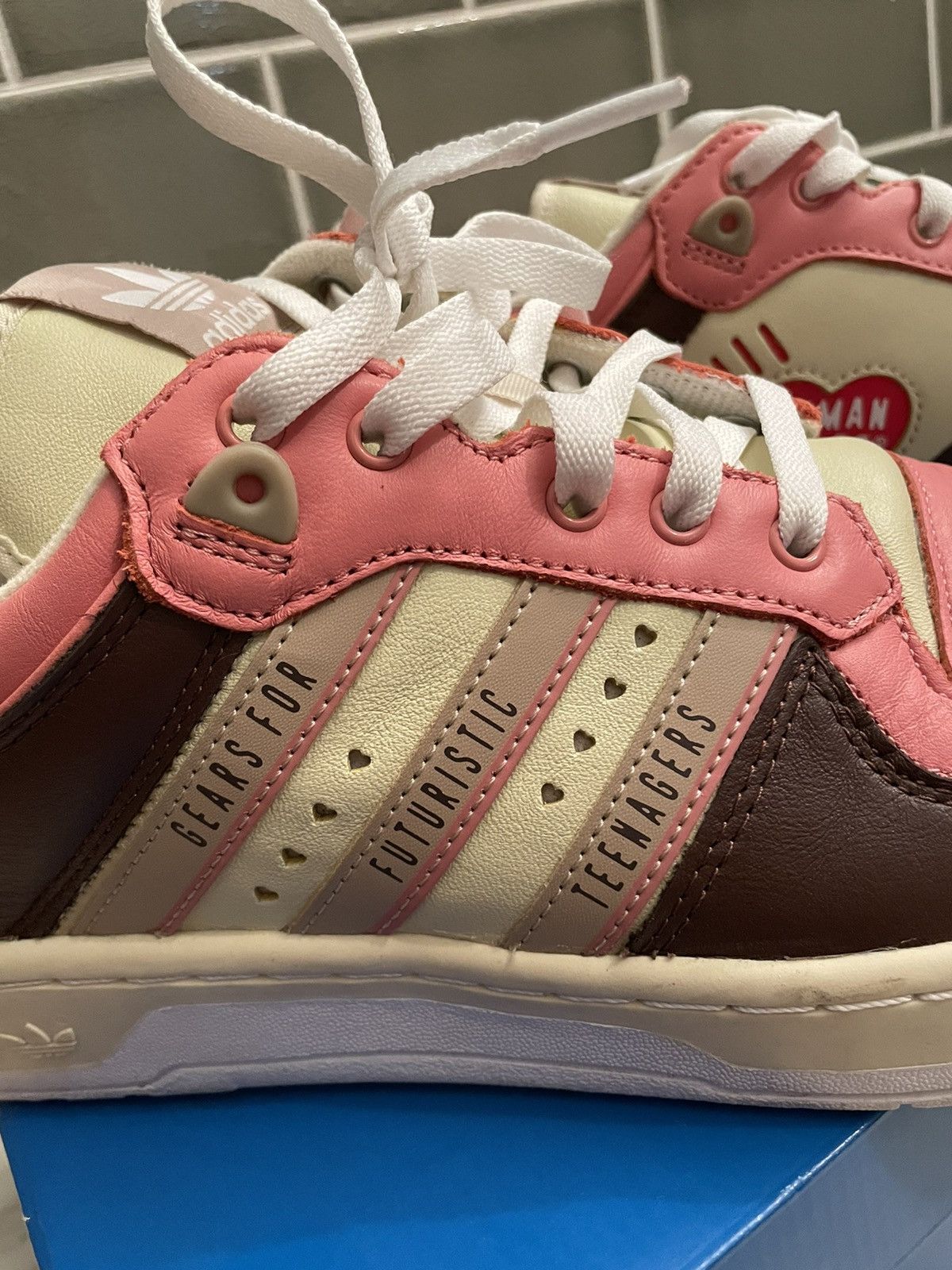 Adidas × Human Made Human Made x Adidas Rivalry Size US 11.5 / EU 44-45 - 2 Thumbnail
