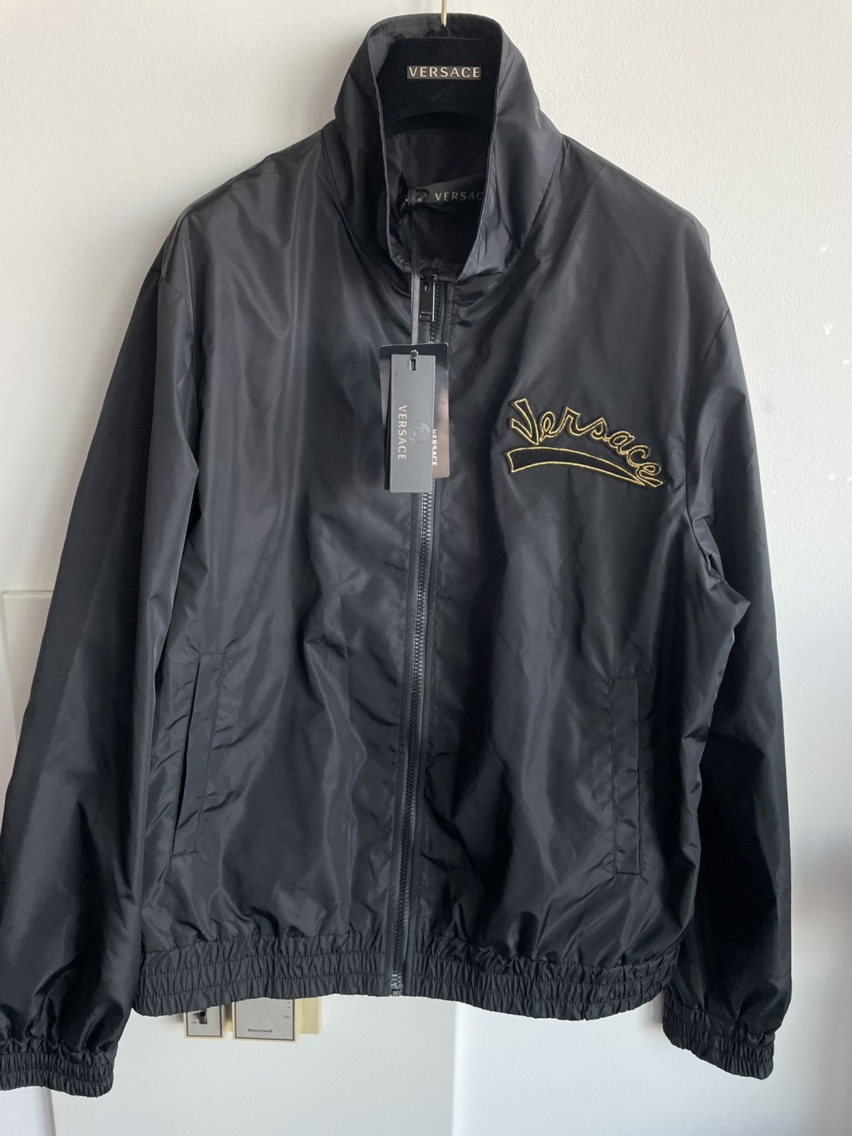 Versace Super Runway $2,400 Versace Track Jacket Brand New w tags Size US L / EU 52-54 / 3 - 6 Thumbnail