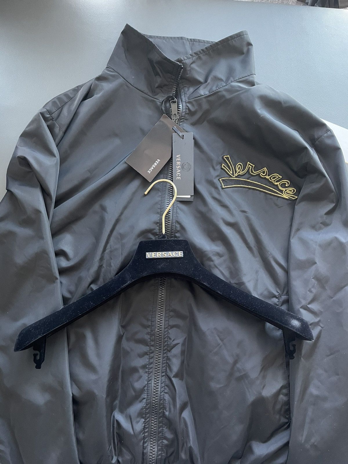 Versace Super Runway $2,400 Versace Track Jacket Brand New w tags Size US L / EU 52-54 / 3 - 21 Thumbnail