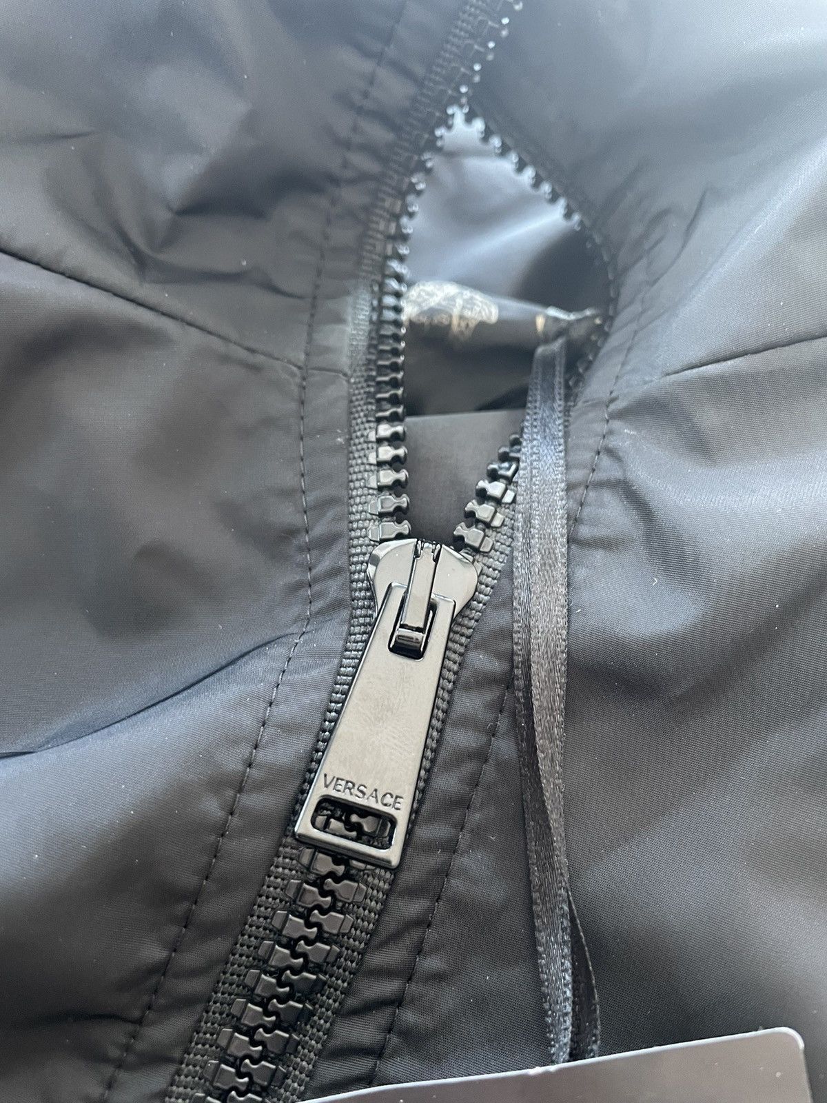 Versace Super Runway $2,400 Versace Track Jacket Brand New w tags Size US L / EU 52-54 / 3 - 23 Thumbnail