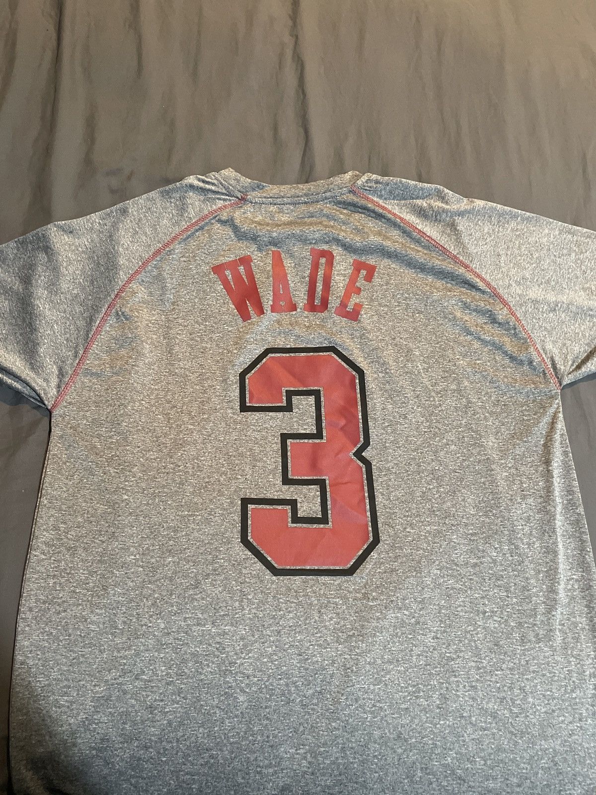 NBA Miami Heat D Wade T Shirt Size US L / EU 52-54 / 3 - 2 Thumbnail