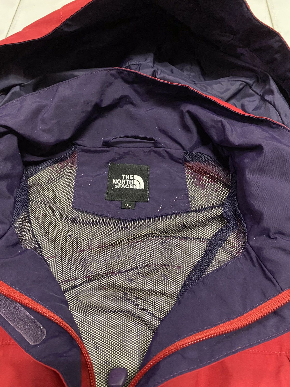 The North Face The North Face Hyvent Windbreaker Jacket with Red Color 🔥 Size US M / EU 48-50 / 2 - 9 Thumbnail
