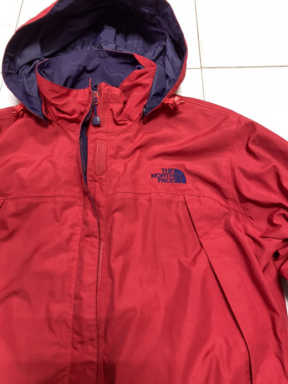 The North Face The North Face Hyvent Windbreaker Jacket with Red Color 🔥 Size US M / EU 48-50 / 2 - 7 Thumbnail