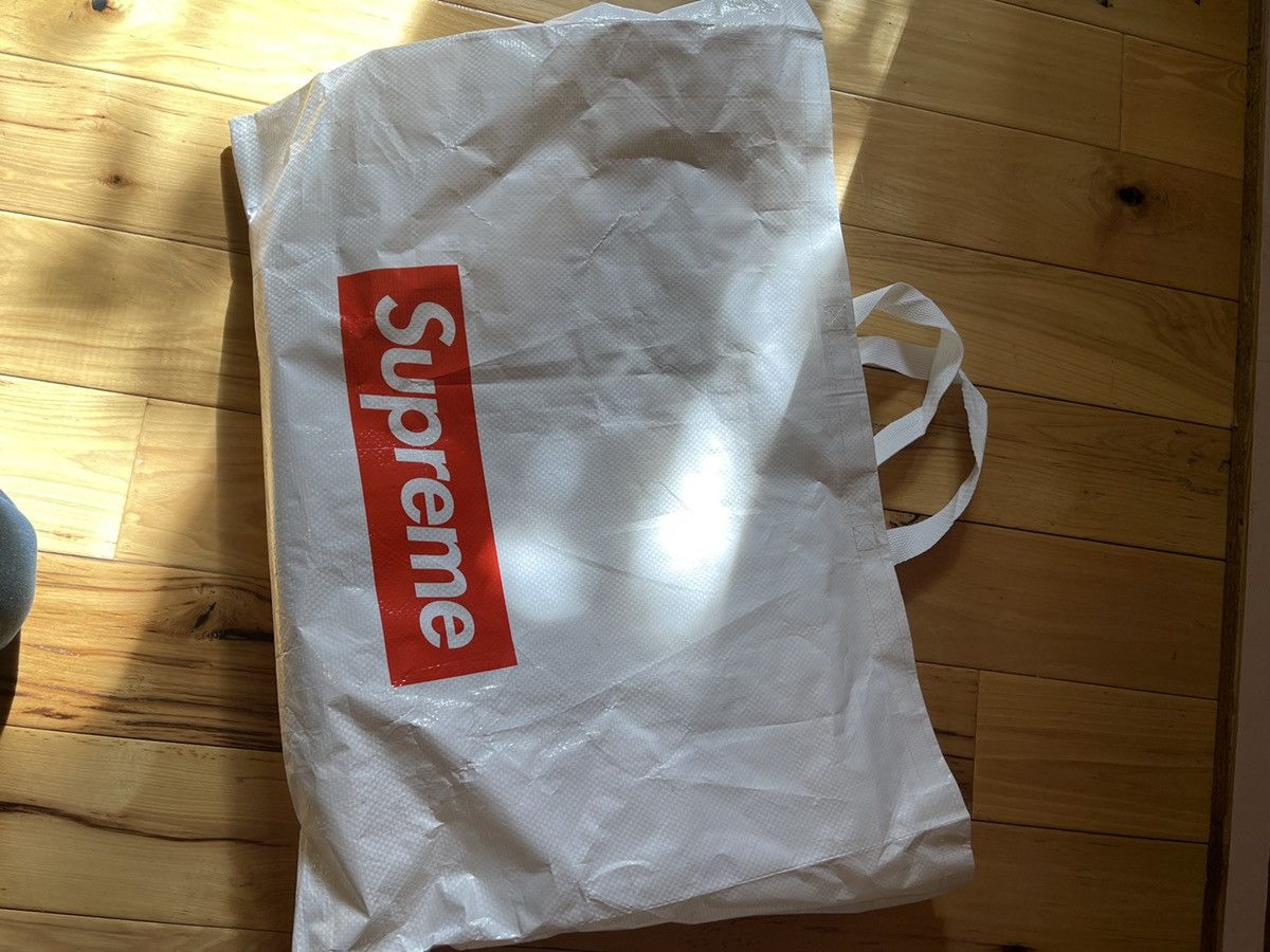 supreme shopping bag