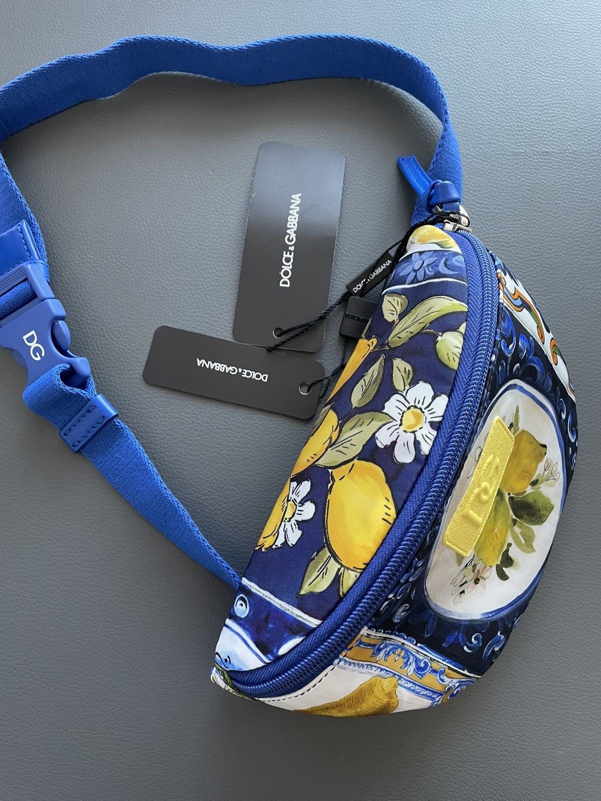 Dolce & Gabbana Limited Edition Iconic Dolce Gabbana Bag Size ONE SIZE - 24 Thumbnail