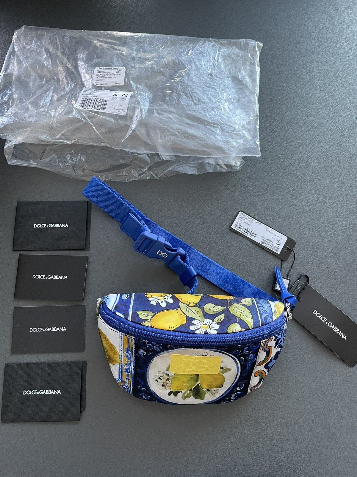 Dolce & Gabbana Limited Edition Iconic Dolce Gabbana Bag Size ONE SIZE - 3 Thumbnail