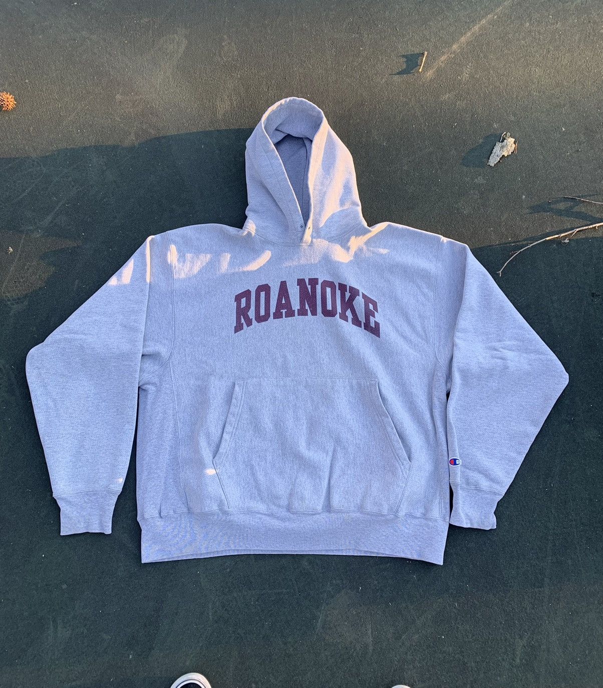 Champion Vintage Champion Roanoke College Reverse Weave Hoodie Size US XL / EU 56 / 4 - 1 Thumbnail