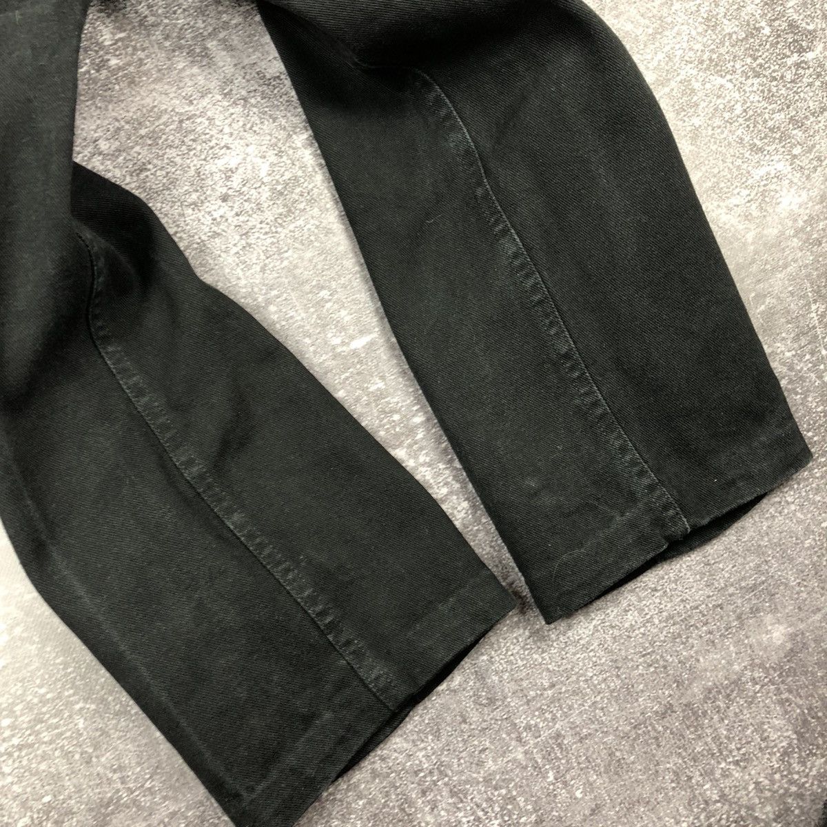 Lee Vintage 90s Lee 33x30 Made in USA Black Washed Denim Size US 33 - 13 Thumbnail