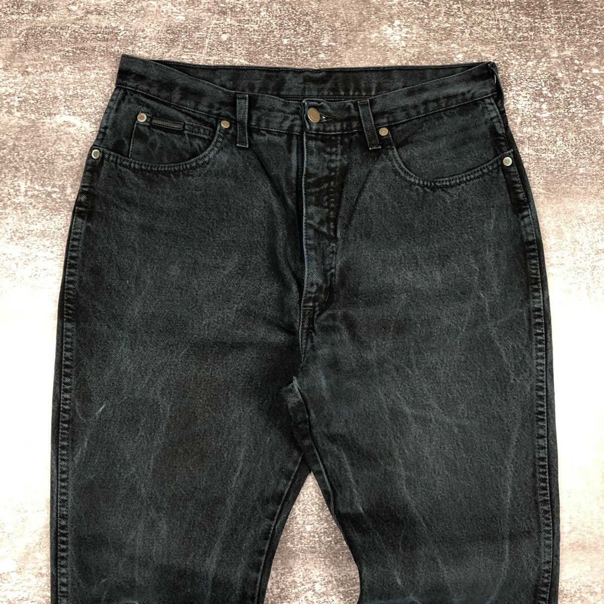 Vintage Vintage 90s Wrangler Made in UK Navy Washed Faded Size US 33 - 6 Thumbnail