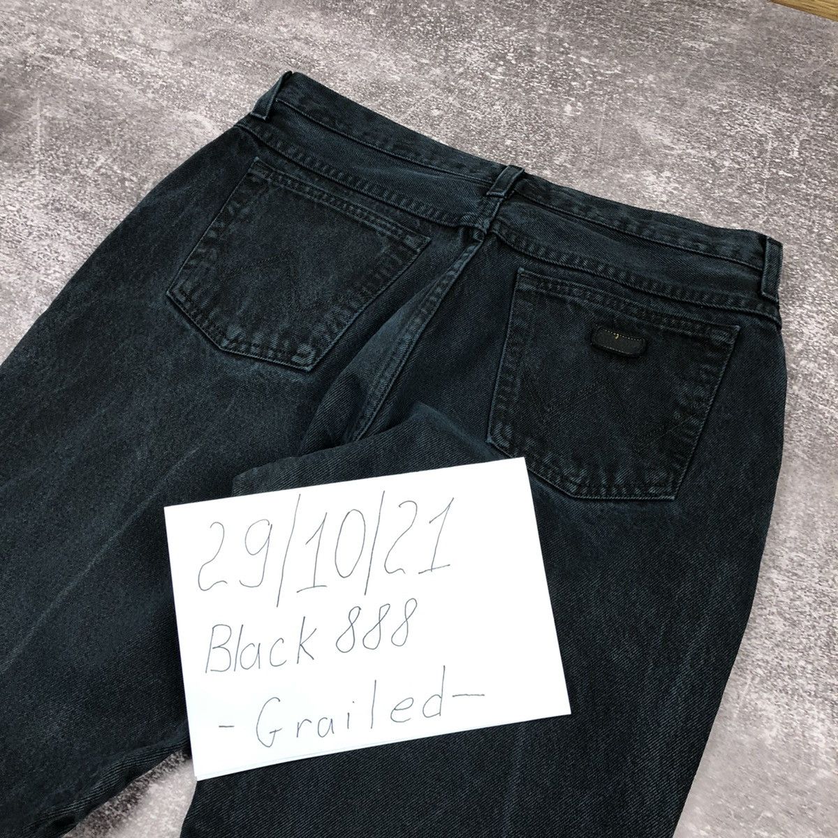 Vintage Vintage 90s Wrangler Made in UK Navy Washed Faded Size US 33 - 14 Thumbnail