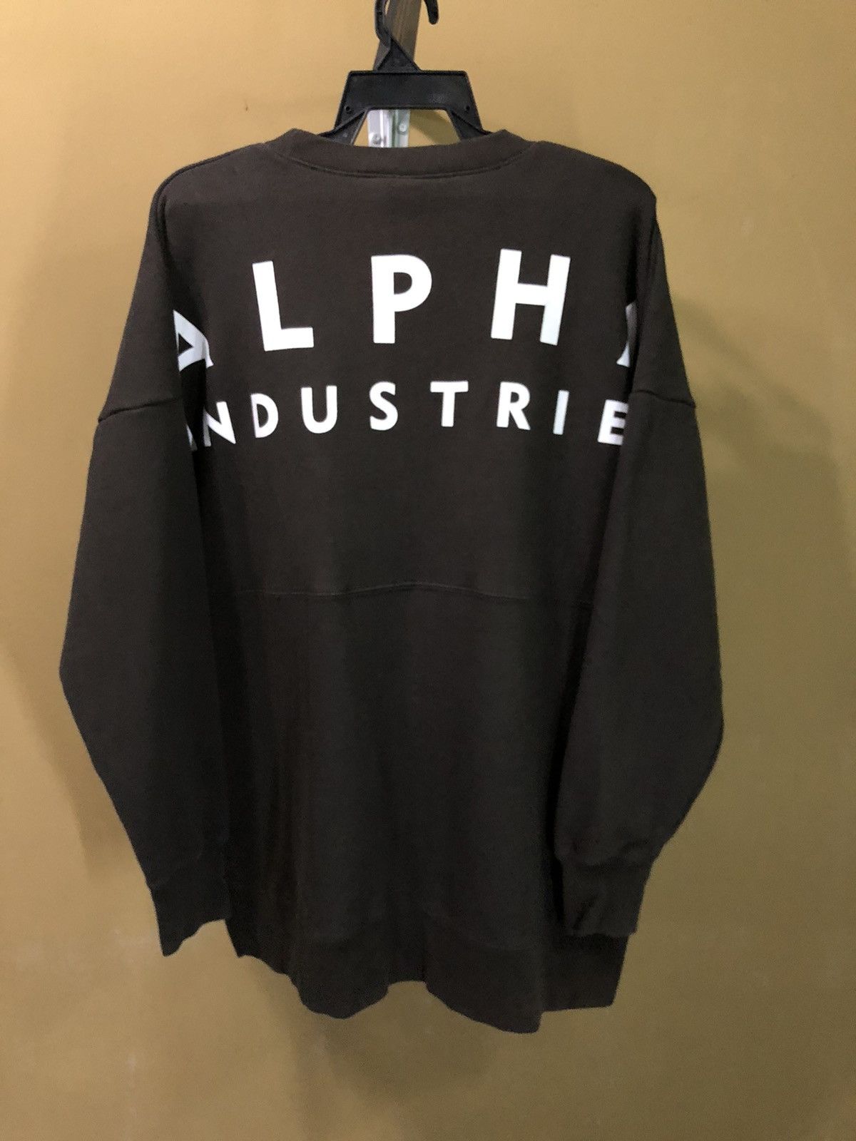 Alpha Industries × Vintage Vintage Alpha Industries Big Logo Spell Out Sweatshirt Size US L / EU 52-54 / 3 - 10 Thumbnail