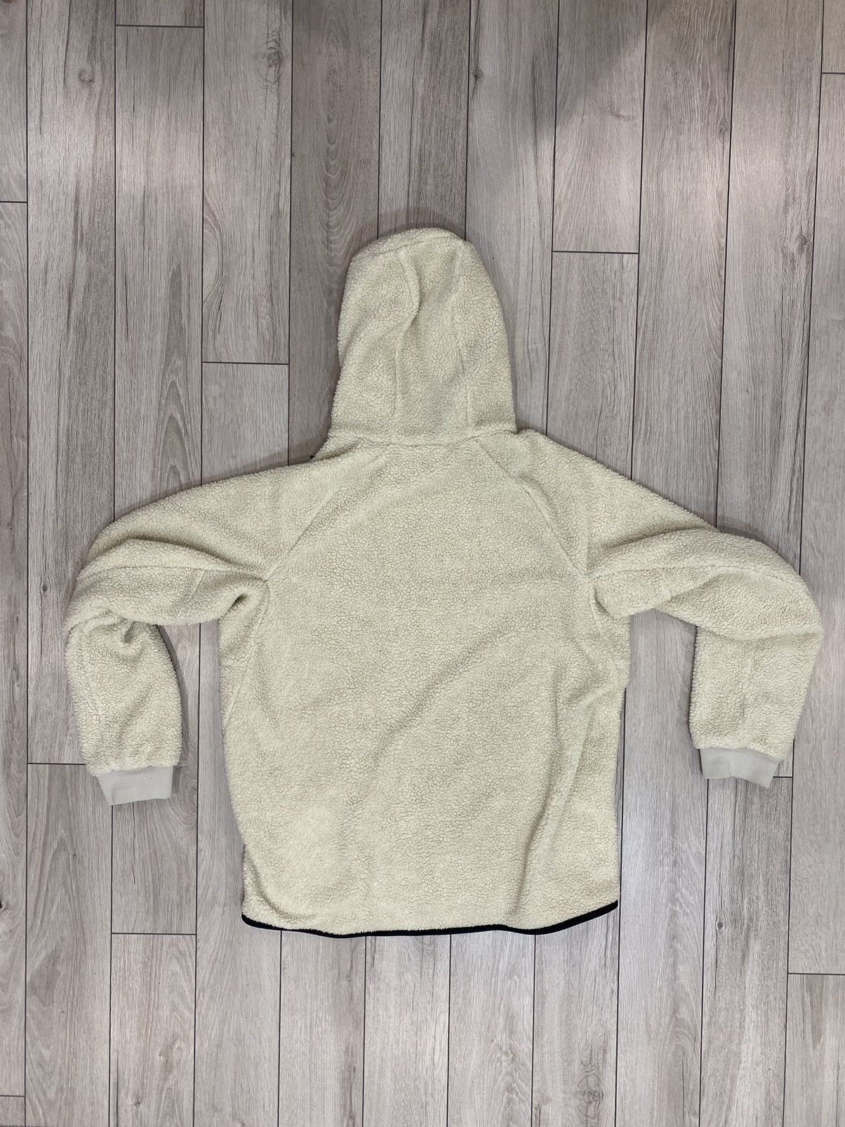 Nike White Nike Tech-fleece Sherpa Size US L / EU 52-54 / 3 - 4 Preview