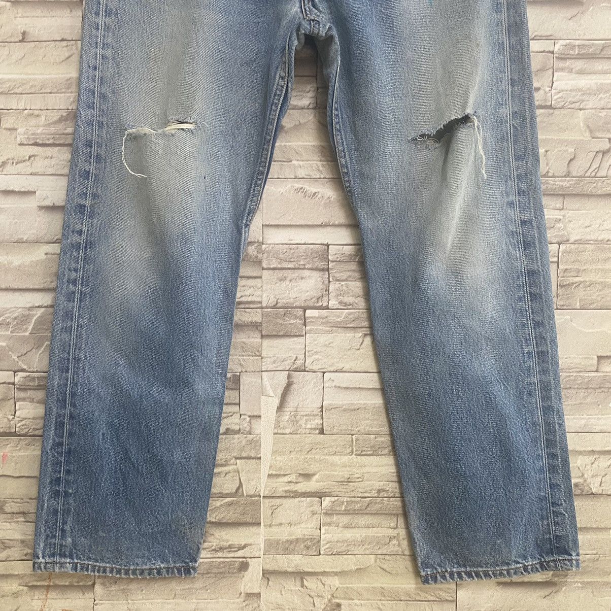Levi's Vintage Levis 501xx Distressed Jeans 34x30 Size US 34 / EU 50 - 5 Thumbnail