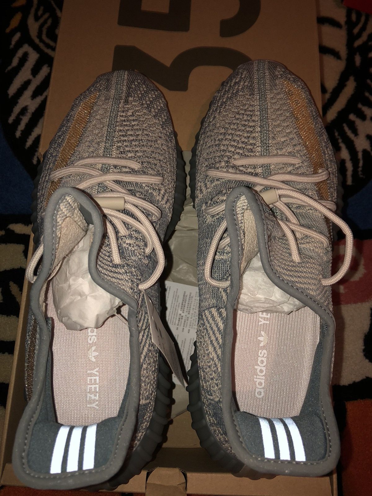 Adidas Yeezy Boost 350 V2 Israfil Size US 12 / EU 45 - 7 Thumbnail