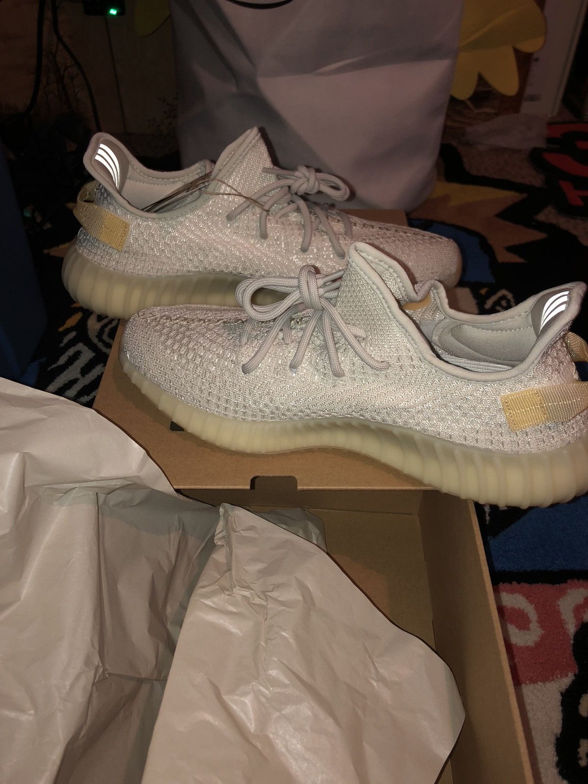 Adidas Yeezy Boost 350 V2 Light Size US 12 / EU 45 - 7 Thumbnail