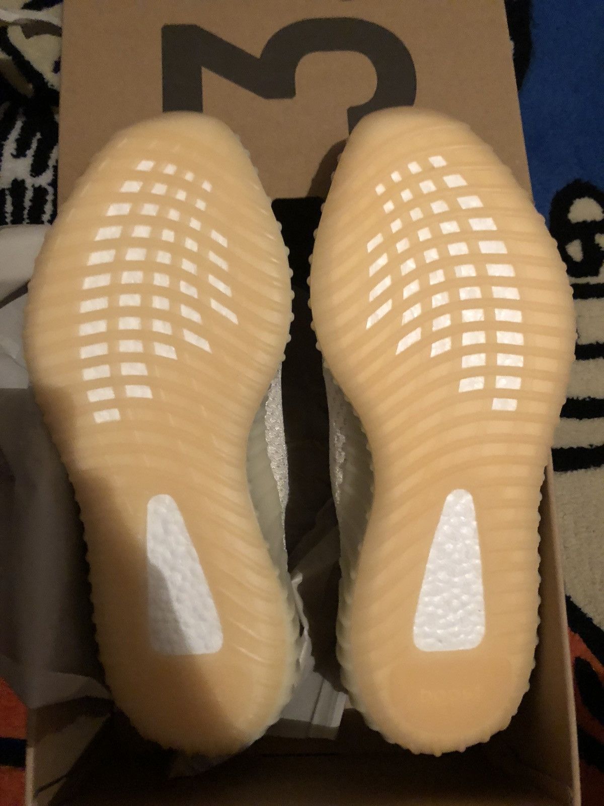 Adidas Yeezy Boost 350 V2 Light Size US 12 / EU 45 - 5 Thumbnail