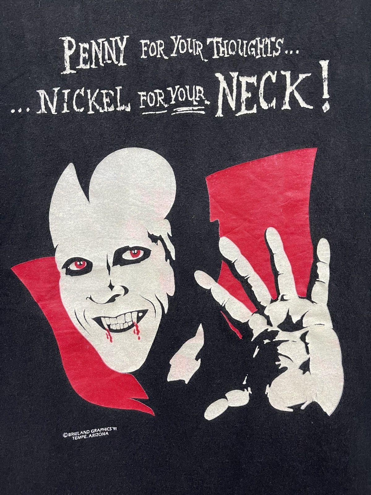 Vintage Vintage 90s Movie Dracula Bram Stokers Faded Shirt Size US XL / EU 56 / 4 - 2 Thumbnail
