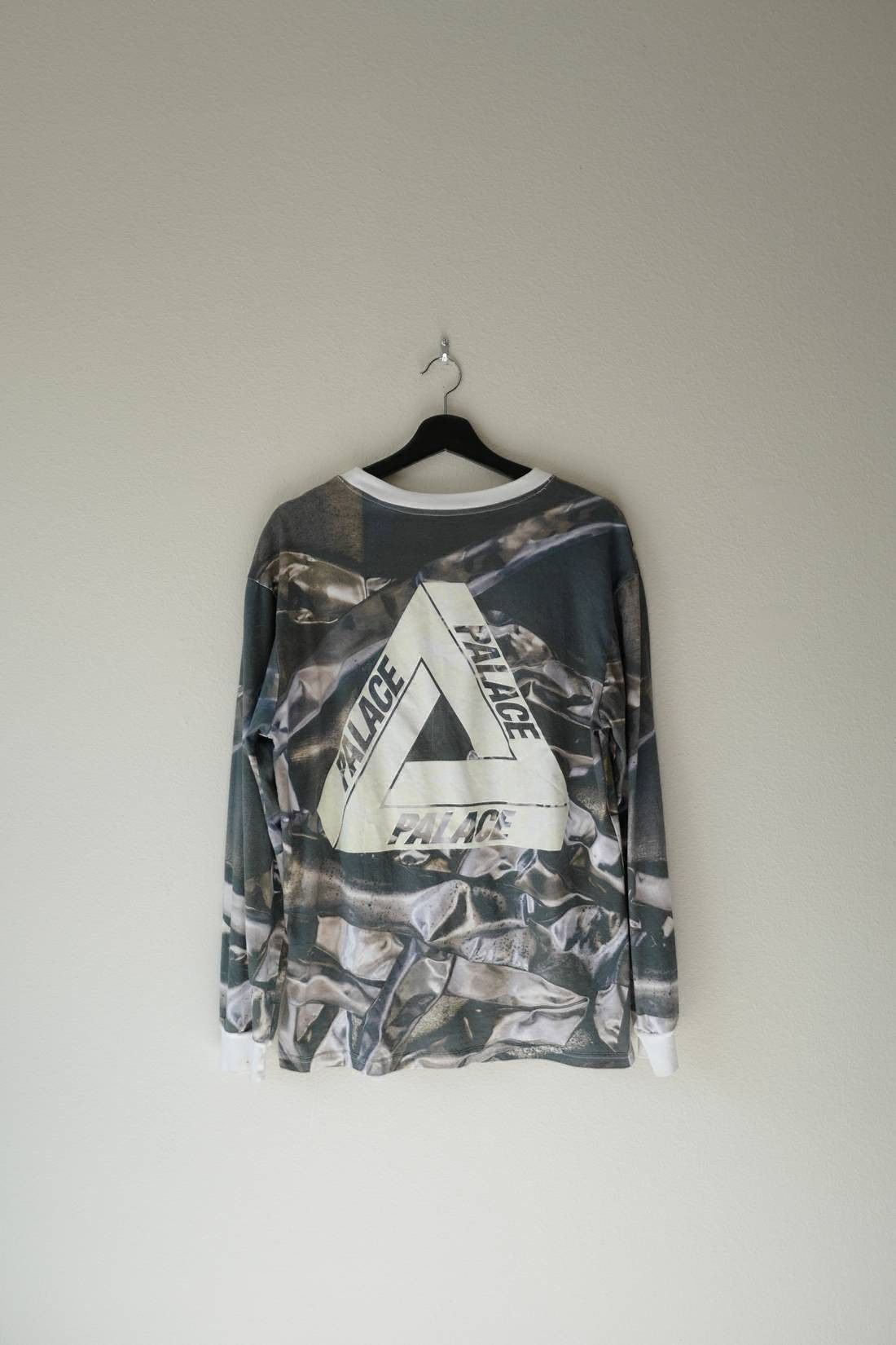 image of Palace Tri Ferg Longsleeve in Grey, Men's (Size Large)