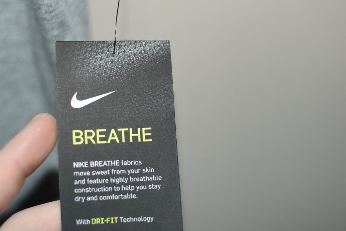 Nike Brand New With Tags Nike Dri-Fit Size US XL / EU 56 / 4 - 4 Thumbnail