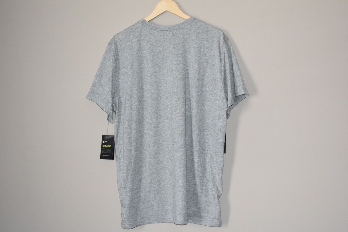 Nike Brand New With Tags Nike Dri-Fit Size US XL / EU 56 / 4 - 6 Thumbnail