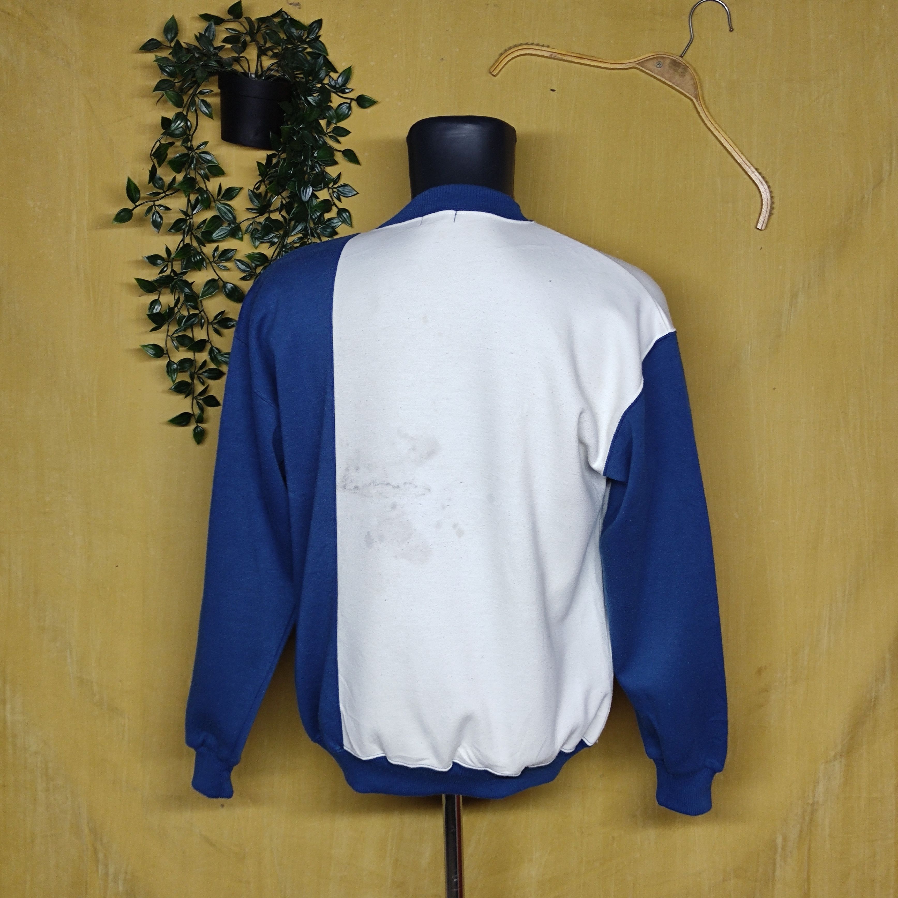 Vintage RARE🔥Vintage Christian Mode Sweatshirt BigLogo Embroidered Size US L / EU 52-54 / 3 - 3 Thumbnail