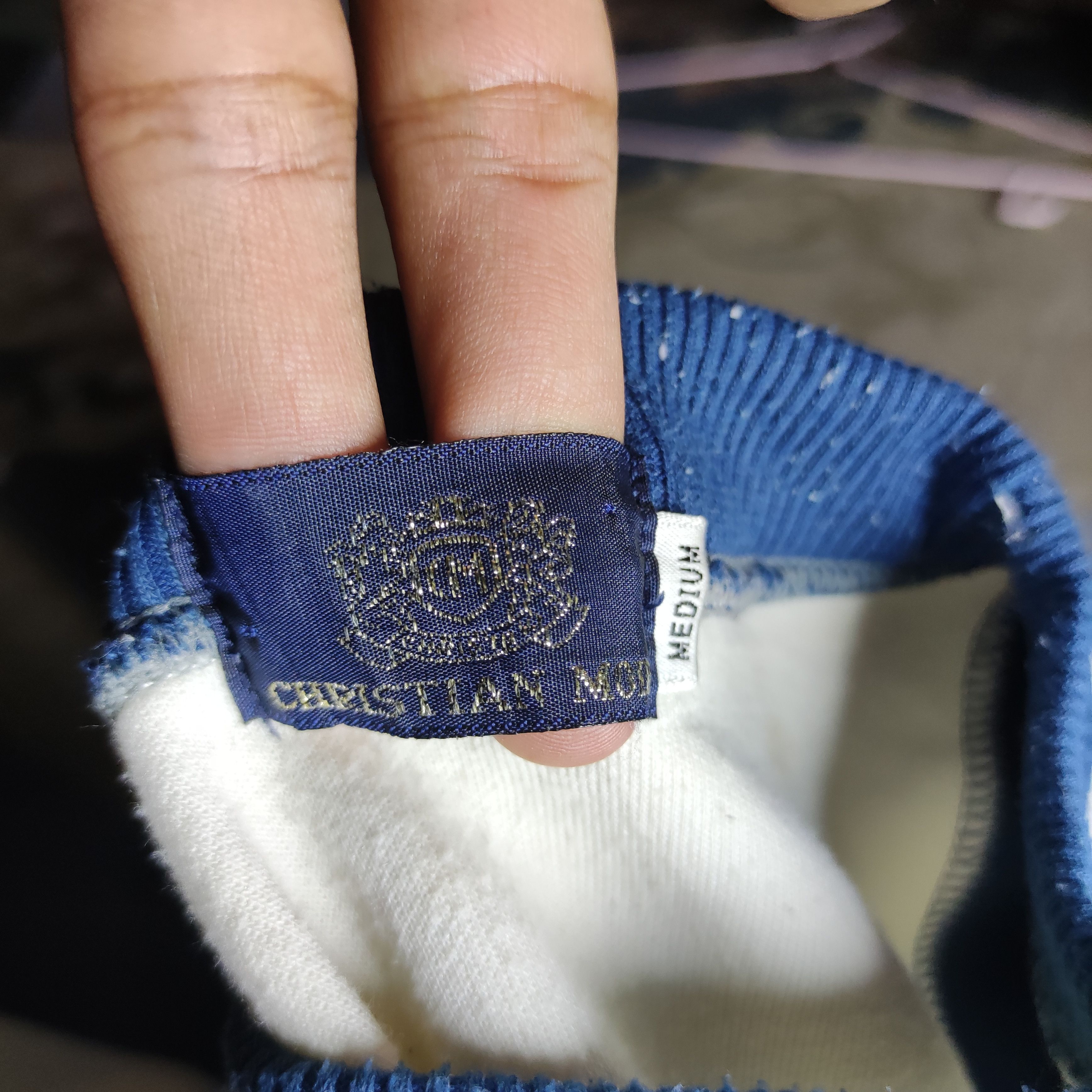 Vintage RARE🔥Vintage Christian Mode Sweatshirt BigLogo Embroidered Size US L / EU 52-54 / 3 - 6 Thumbnail