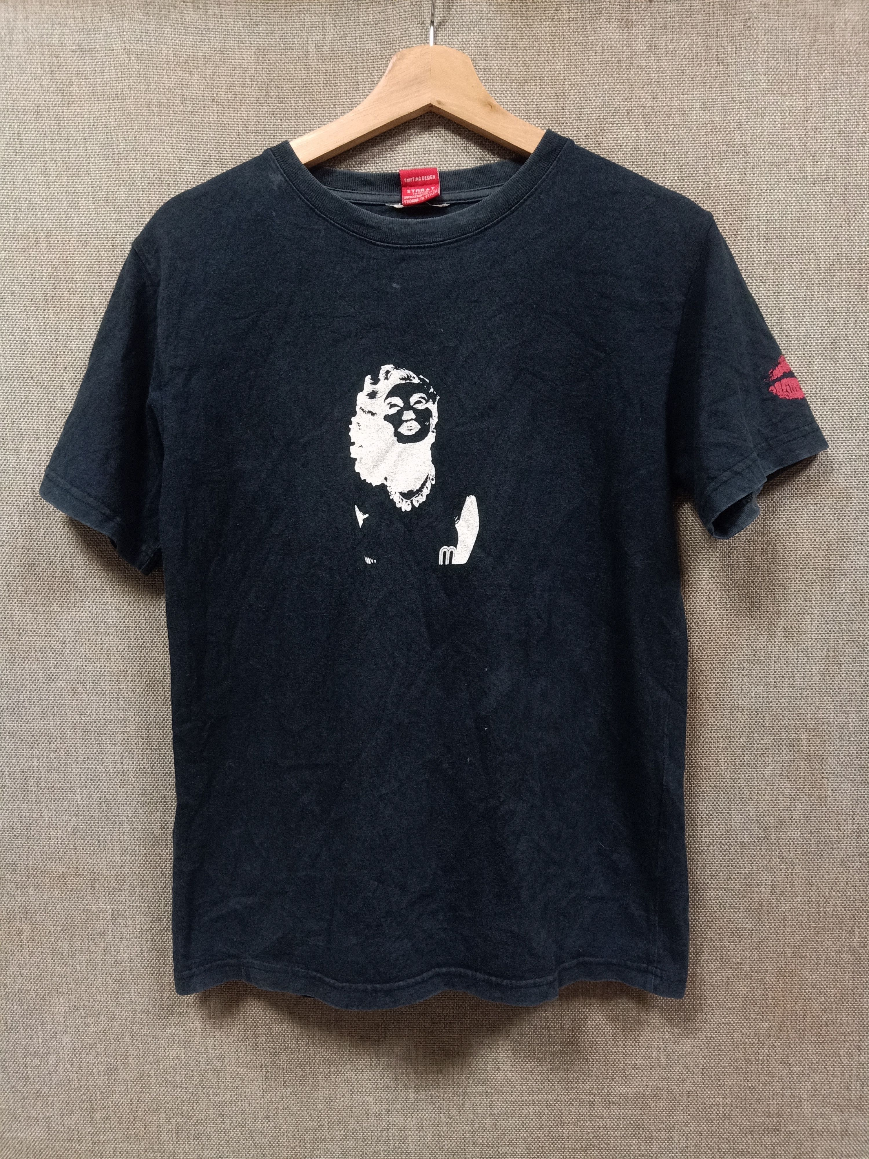 Japanese Brand T shirt marilyn monroe very rare Size US S / EU 44-46 / 1 - 2 Thumbnail