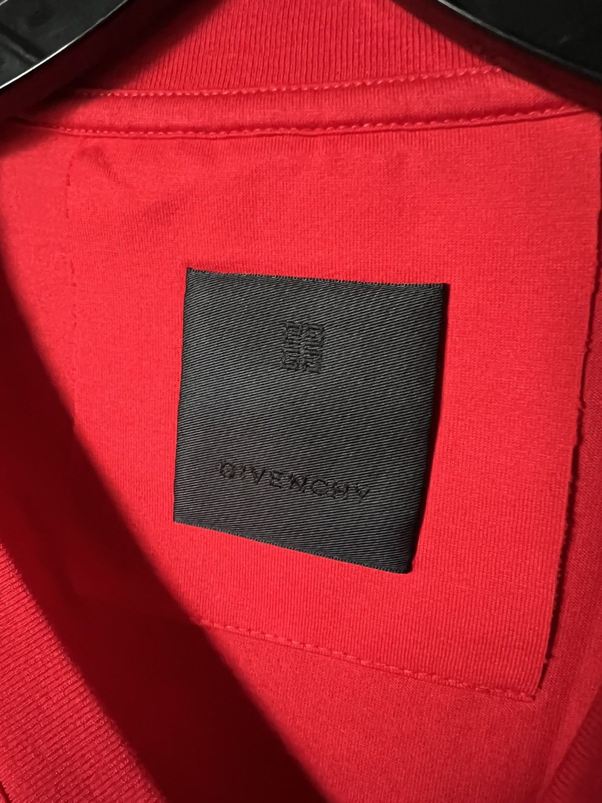 Givenchy BNWT GIVENCHY TROMPE LOEIL LOGO TEE Size US S / EU 44-46 / 1 - 2 Thumbnail