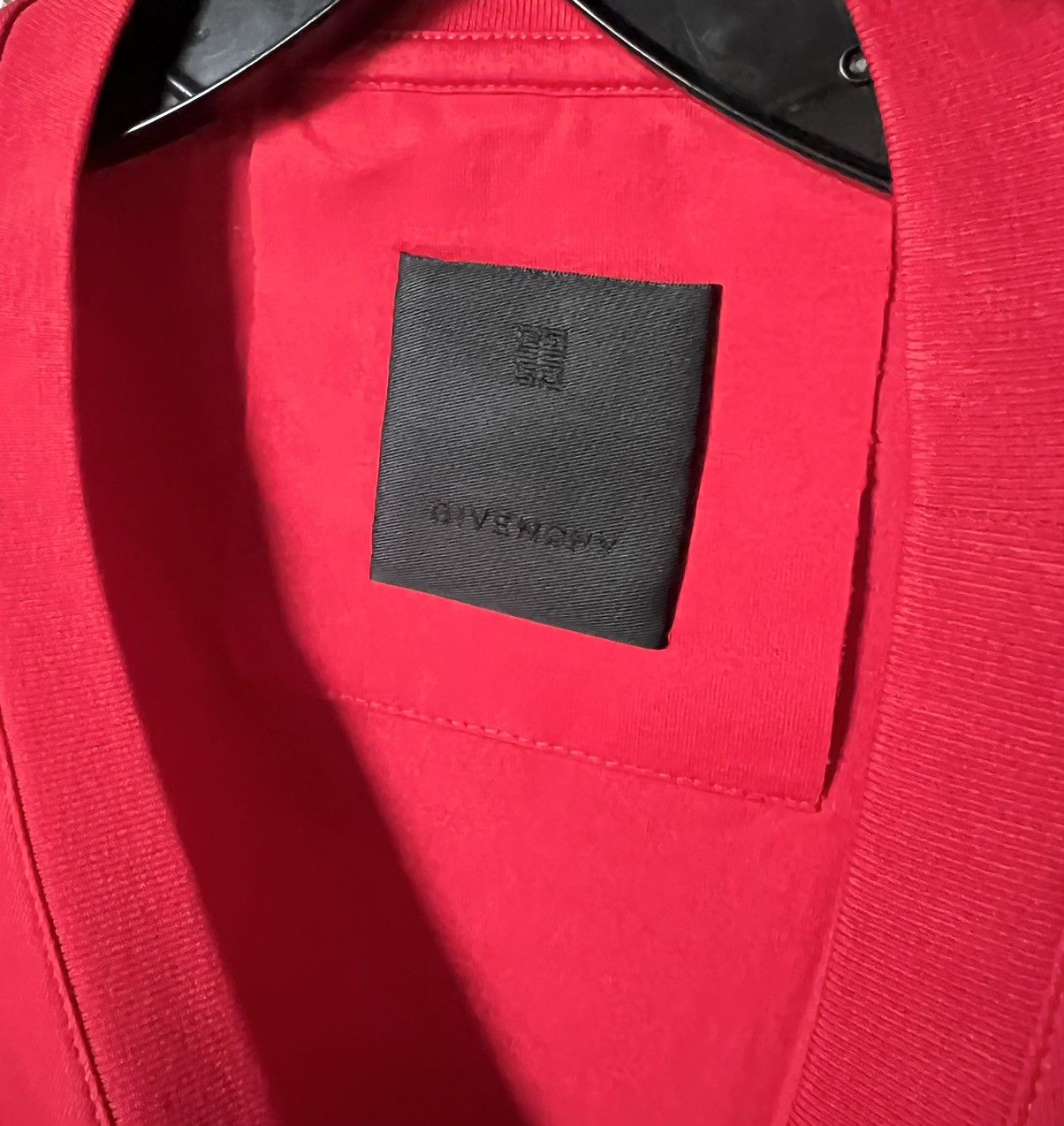 Givenchy BNWT GIVENCHY TROMPE LOEIL LOGO TEE Size US S / EU 44-46 / 1 - 3 Thumbnail