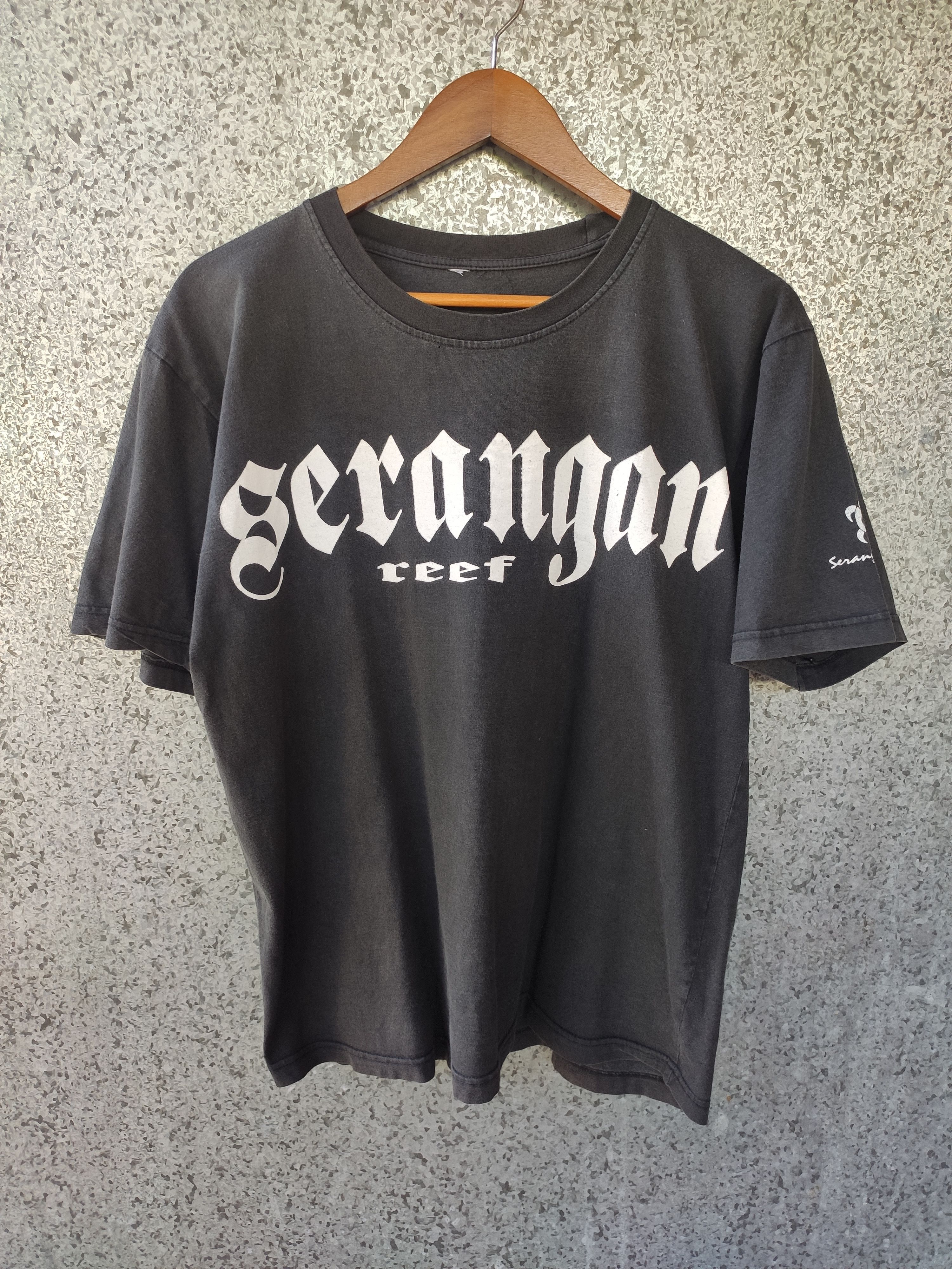 REEF Reef t shirt surfing tees Size US L / EU 52-54 / 3 - 1 Thumbnail