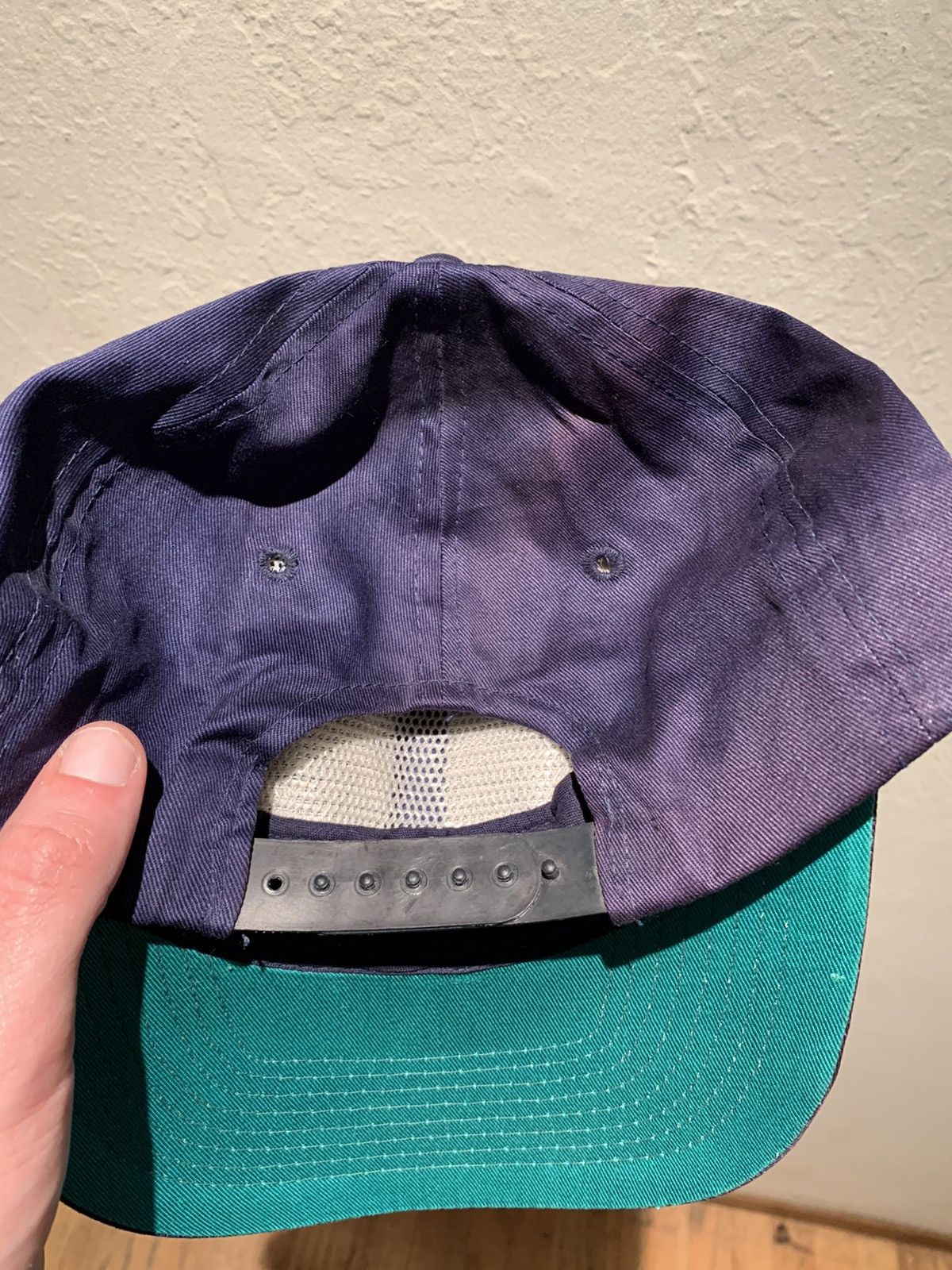Vintage *RARE* Vintage Smith & Wesson Patch Embroidered SnapBack Hat Size ONE SIZE - 4 Thumbnail