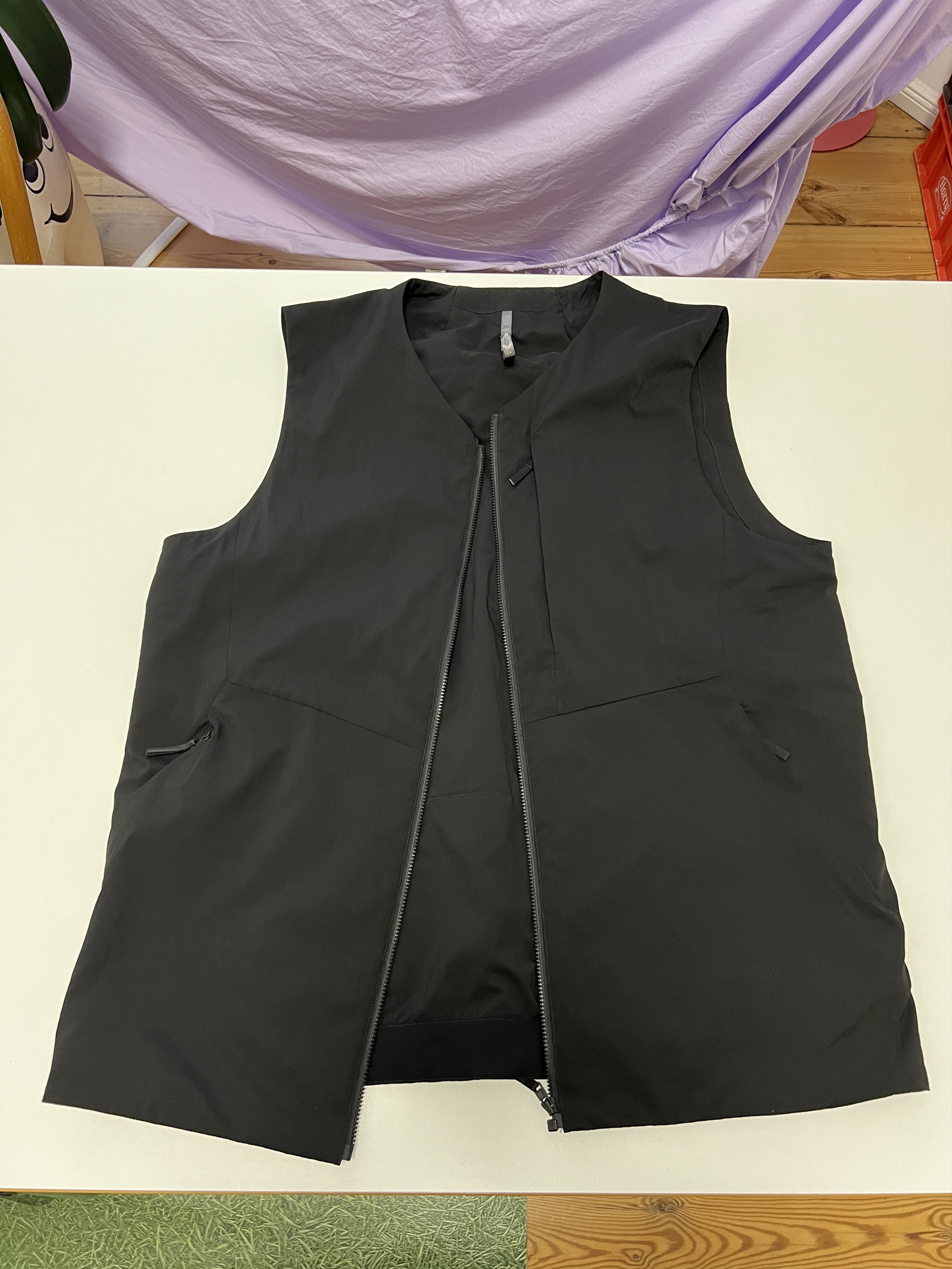 Veilance Arcteryx Veilance Quoin Vest Black L | Grailed