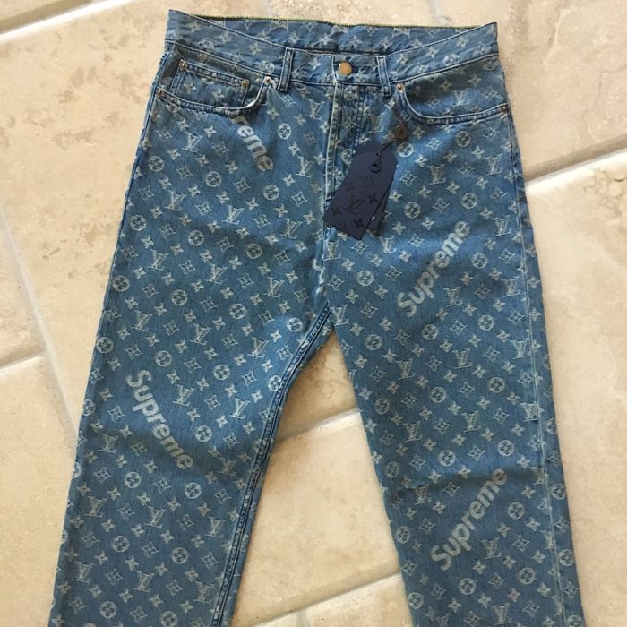 Jeans louis best sale vuitton x supreme