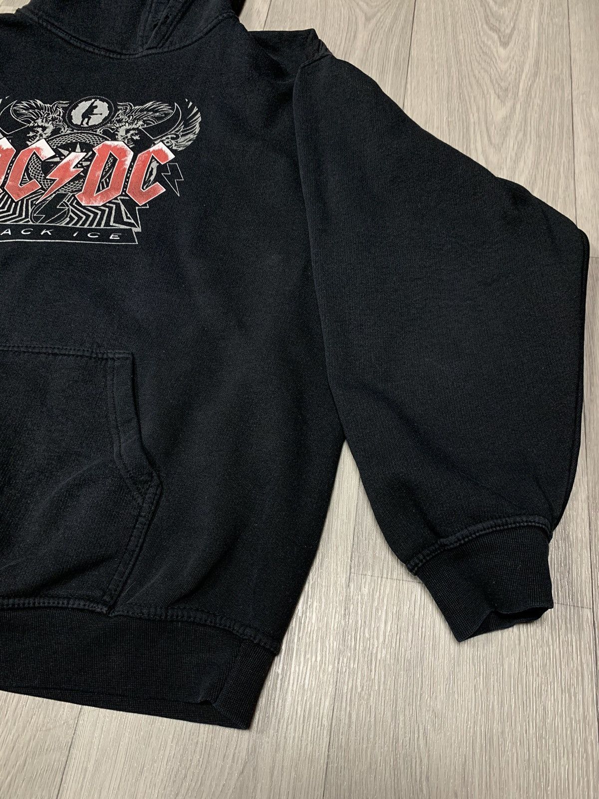 AC/DC Vintage AC⚡️DC black Hoodie Size US XL / EU 56 / 4 - 4 Thumbnail