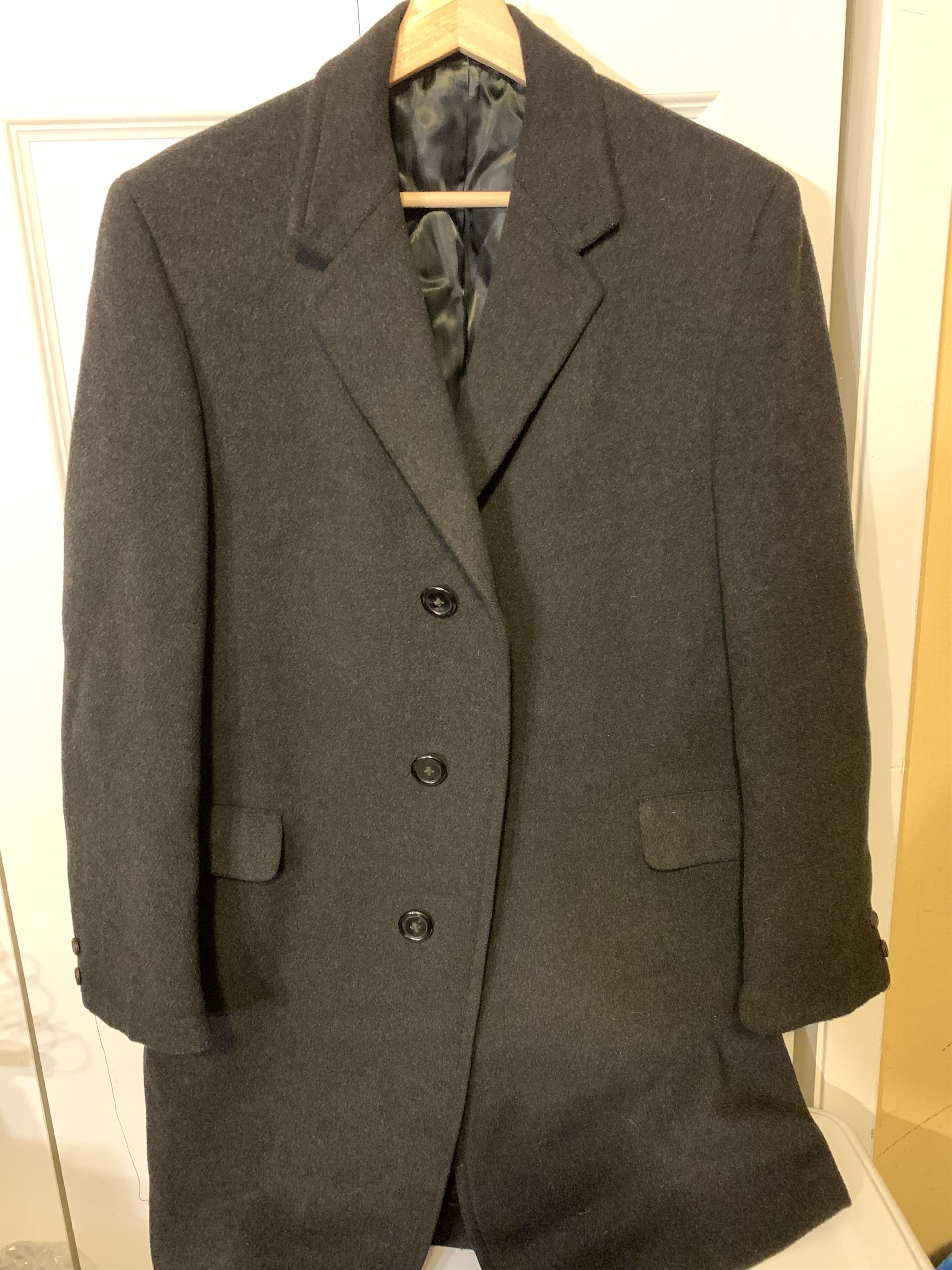 Hart Schaffner Marx Vintage Hart Schaffner & Marx Gold Trumpeter Coat ...