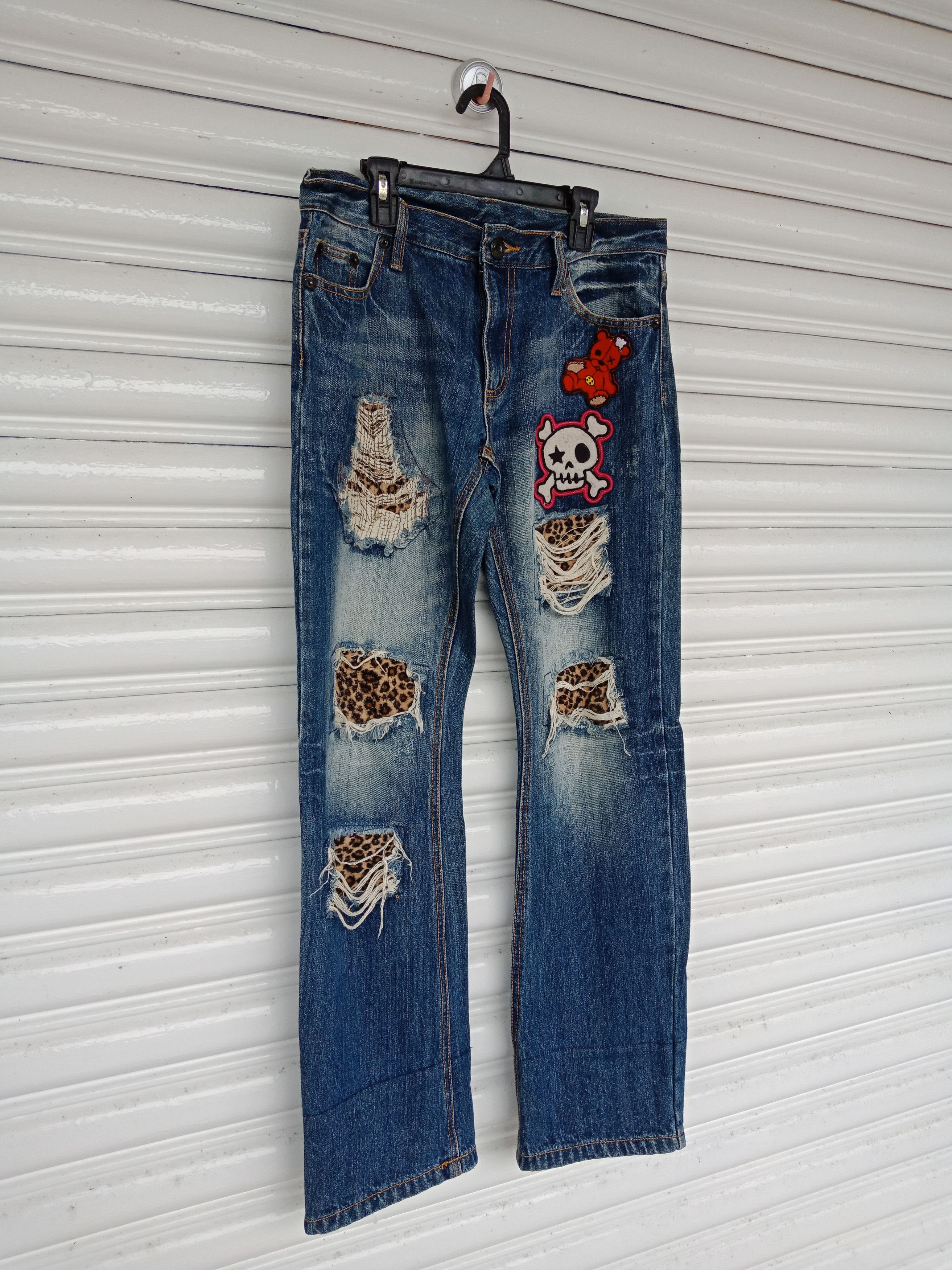 In The Attic Japanese Brand Patches Leopard Distressed Denim Size US 32 / EU 48 - 5 Thumbnail